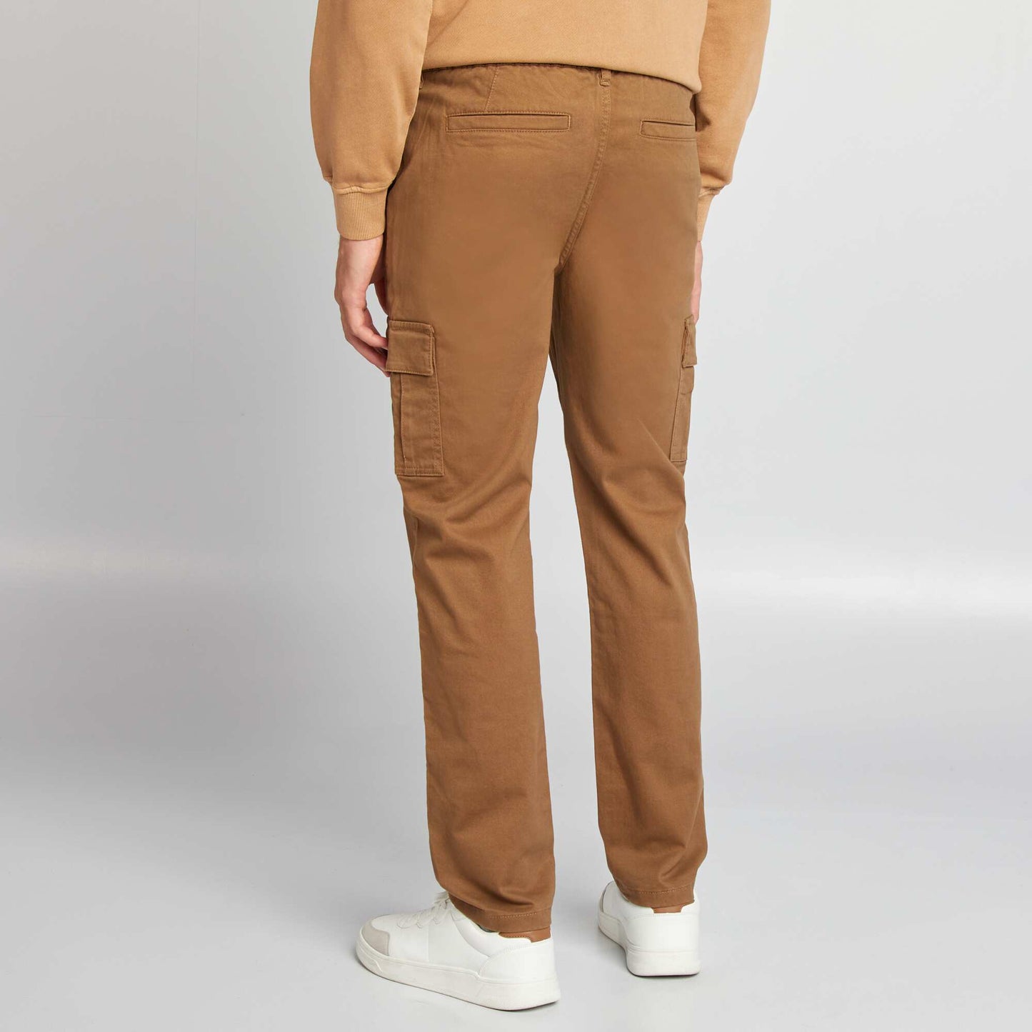 Pantalon avec poches MARRON