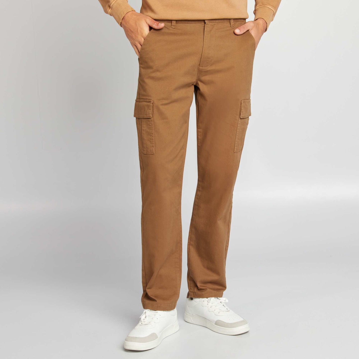 Pantalon avec poches MARRON