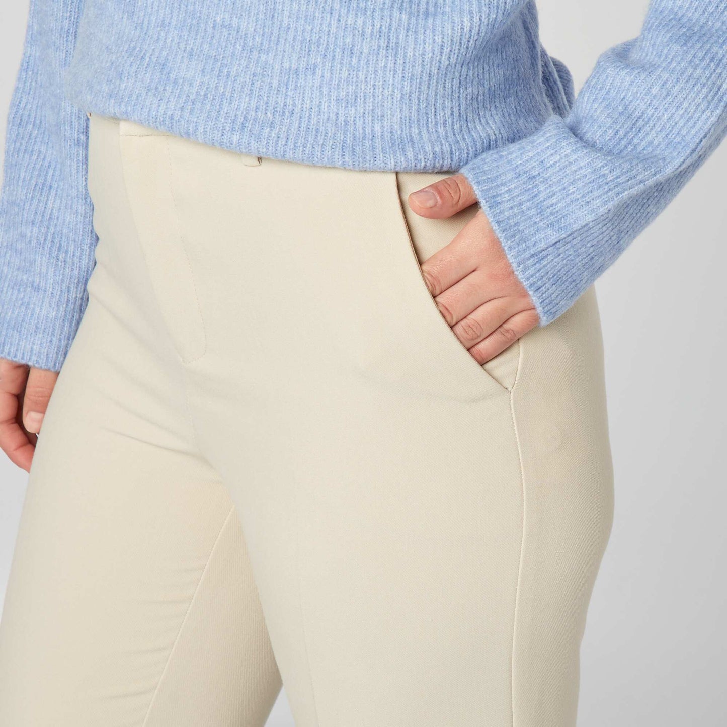 Pantalon cigarette Beige