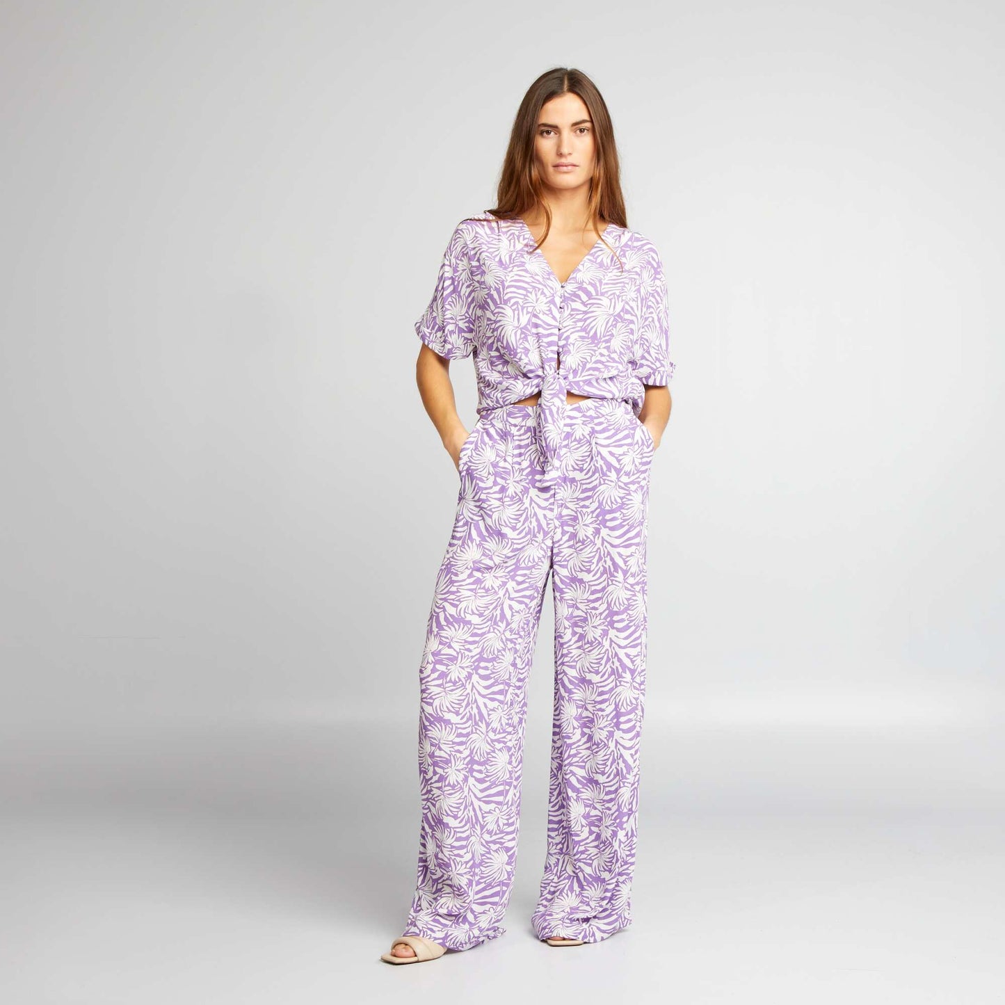 Chemisier manches courtes nouer Violet motifs