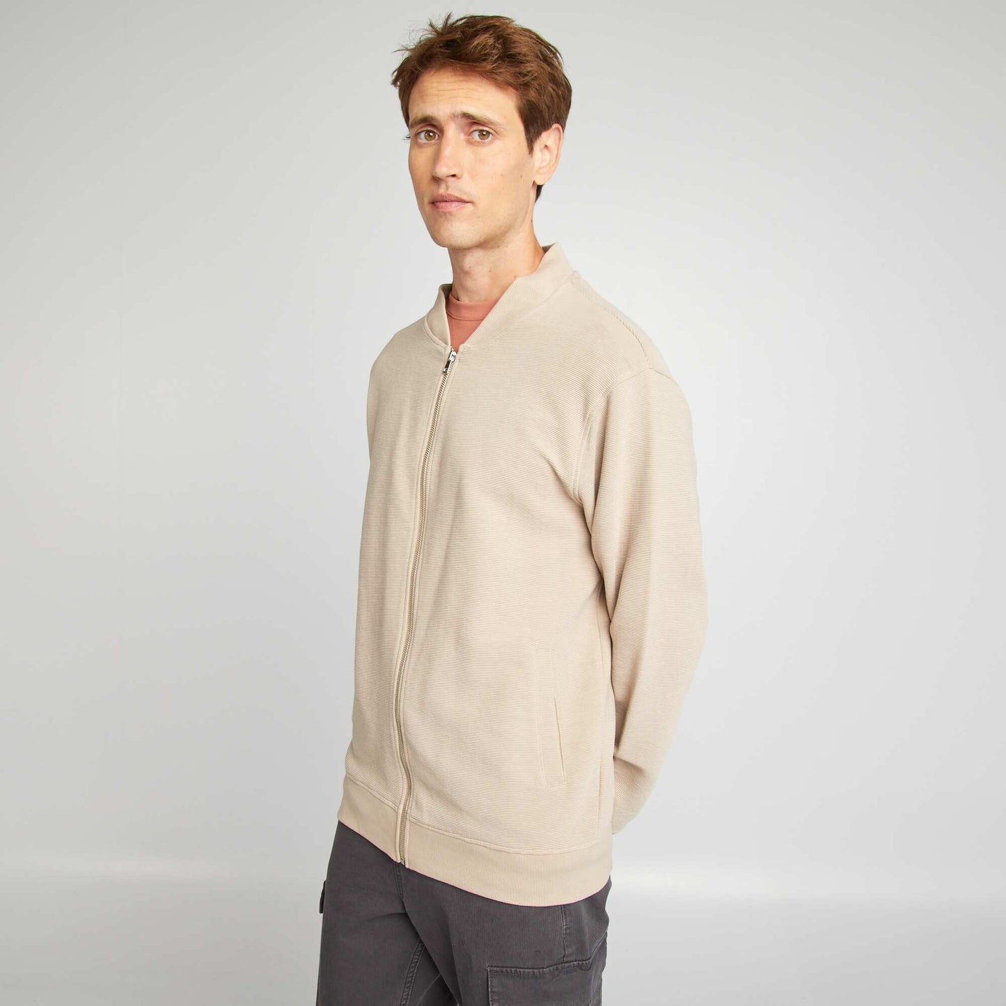 Sweat en maille avec ouverture zippée BEIGE