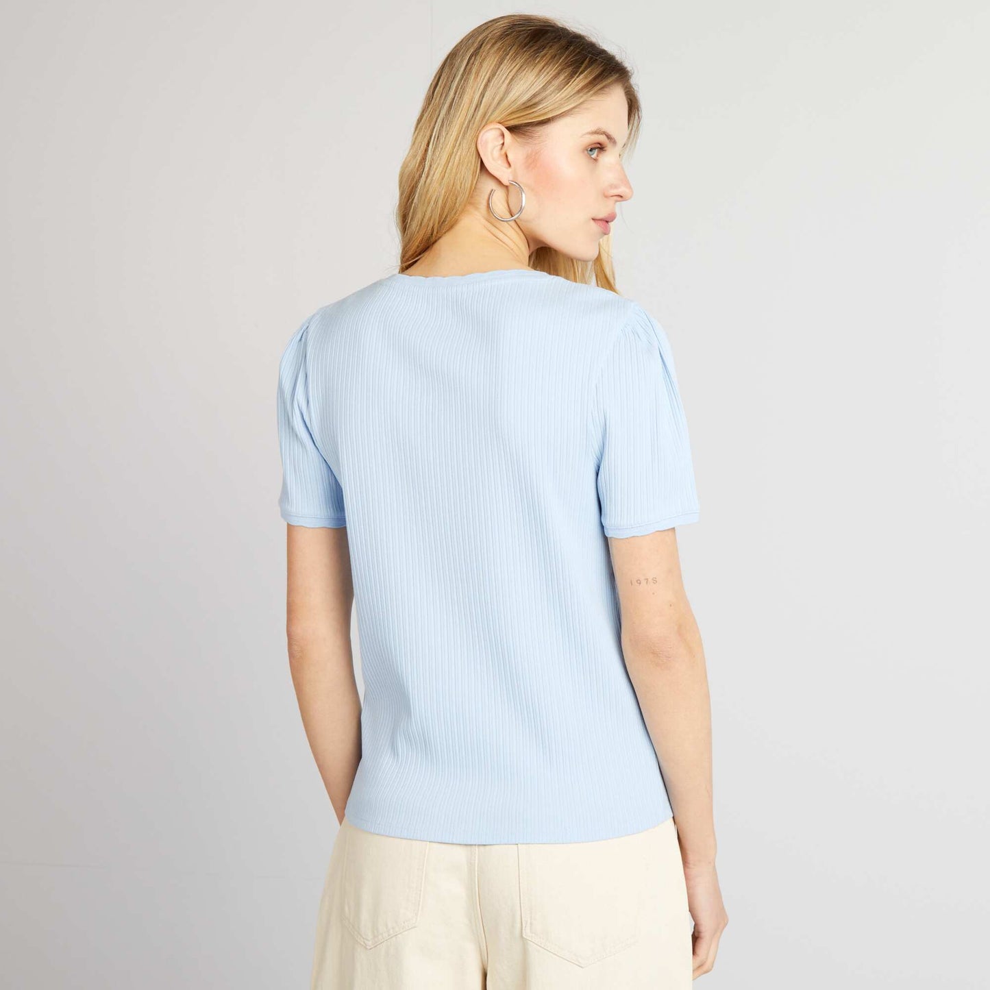 T-shirt c tel col plongeant Bleu clair