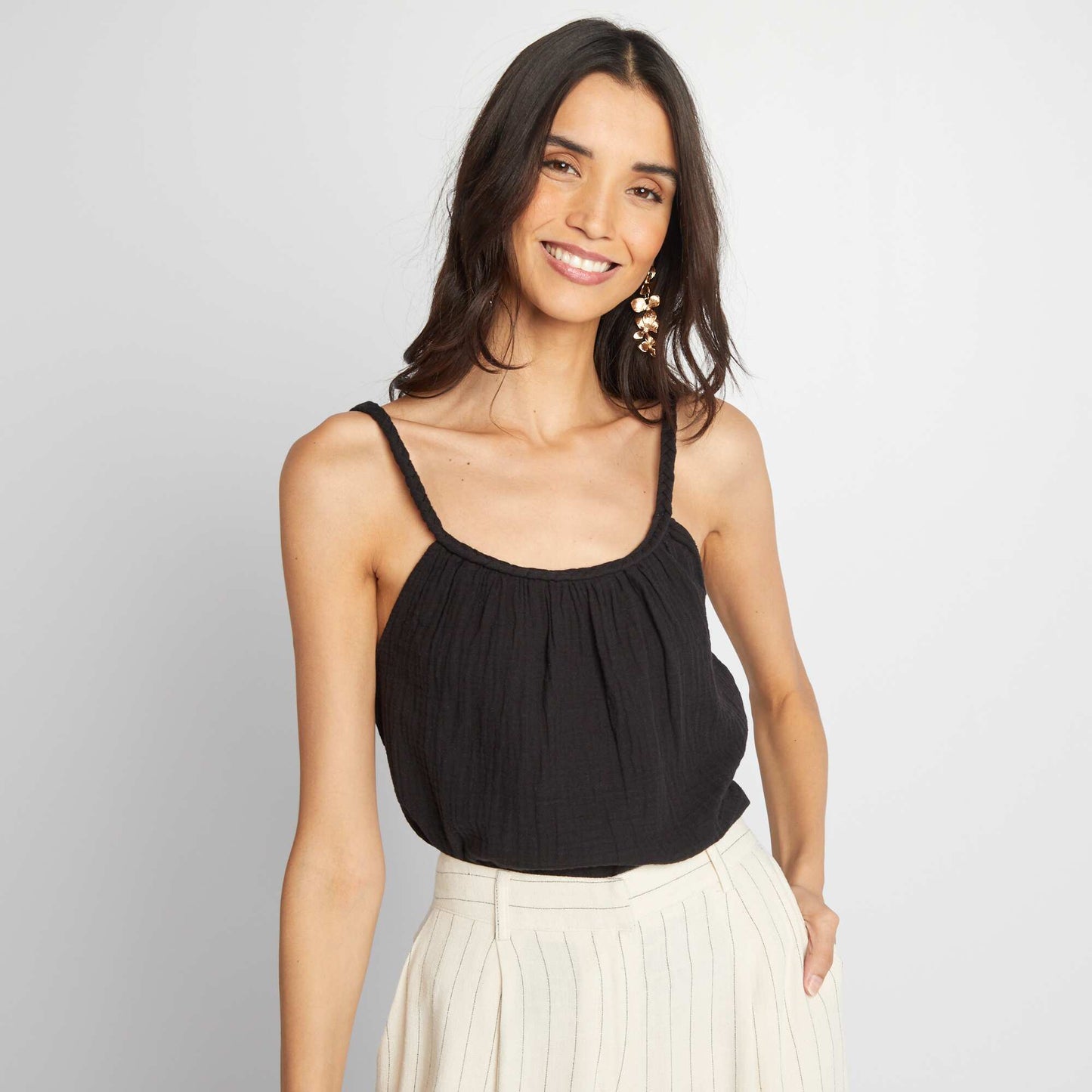 Top en gaze de coton bretelles tress es noir