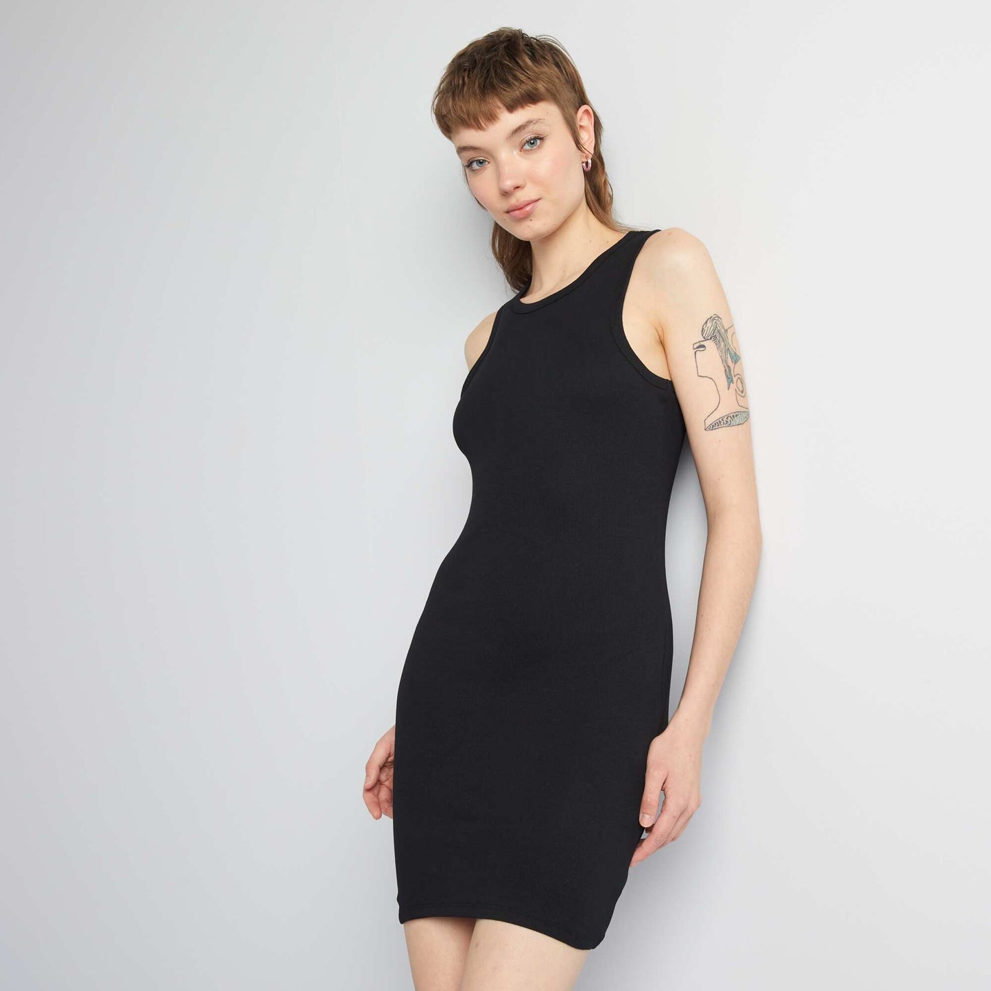 Robe courtes moulante c tel noir