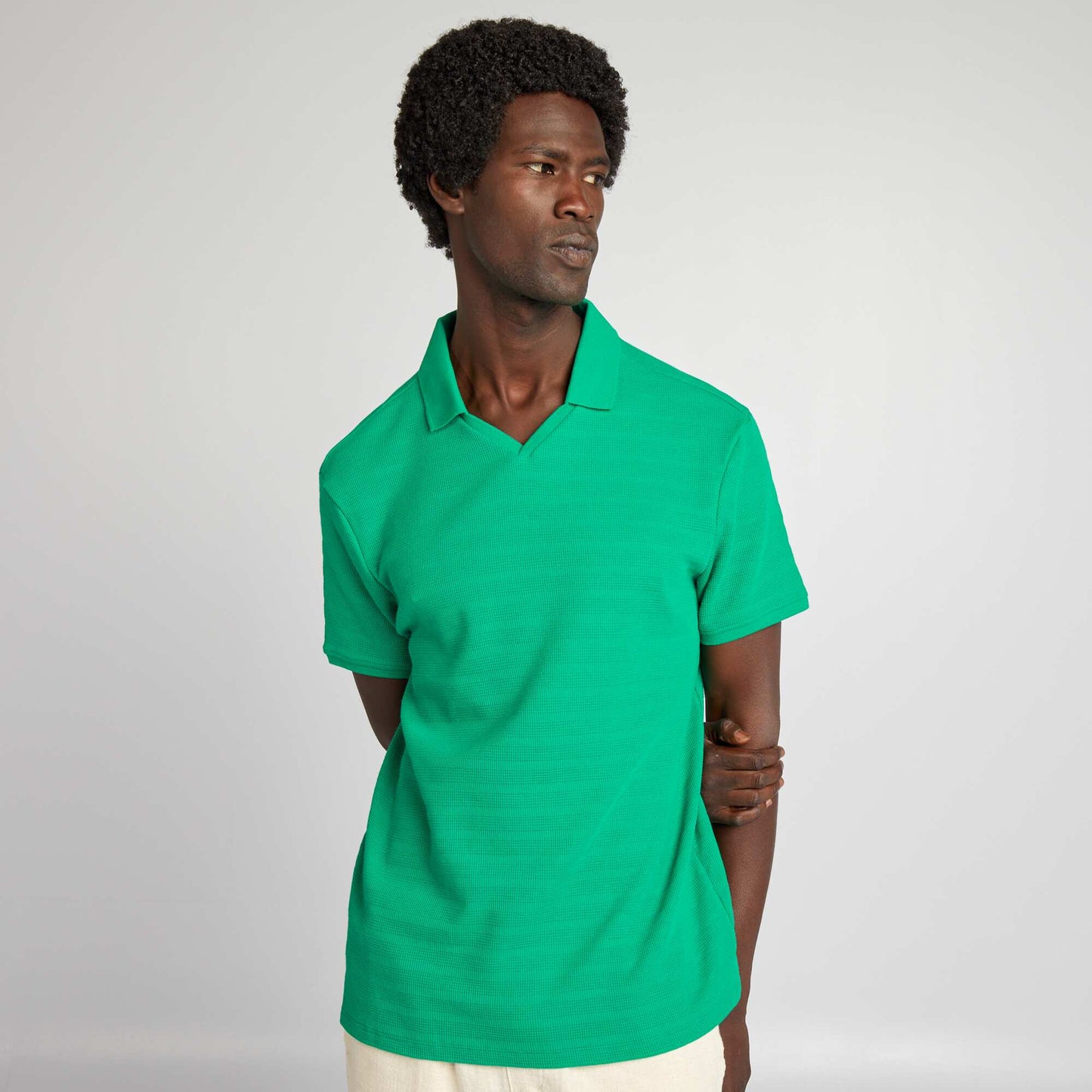 Polo en maille textur e col V Vert