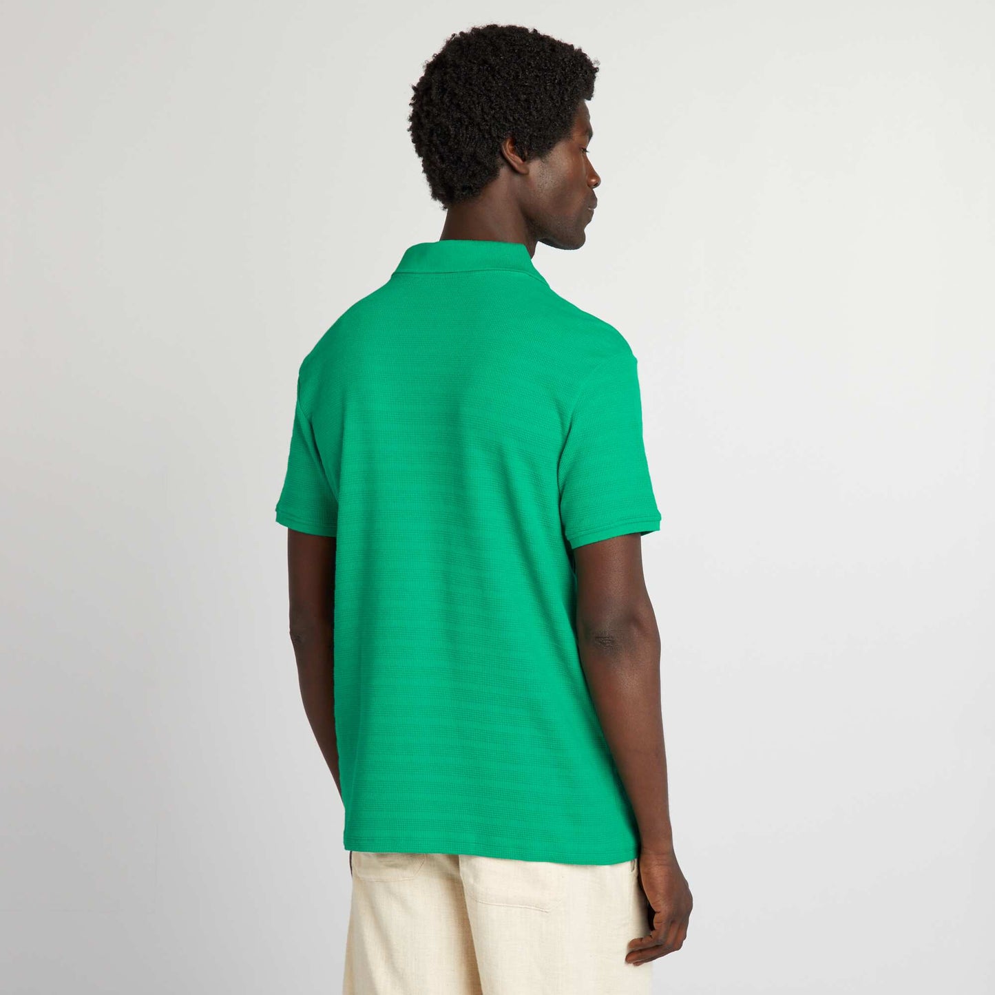 Polo en maille textur e col V Vert