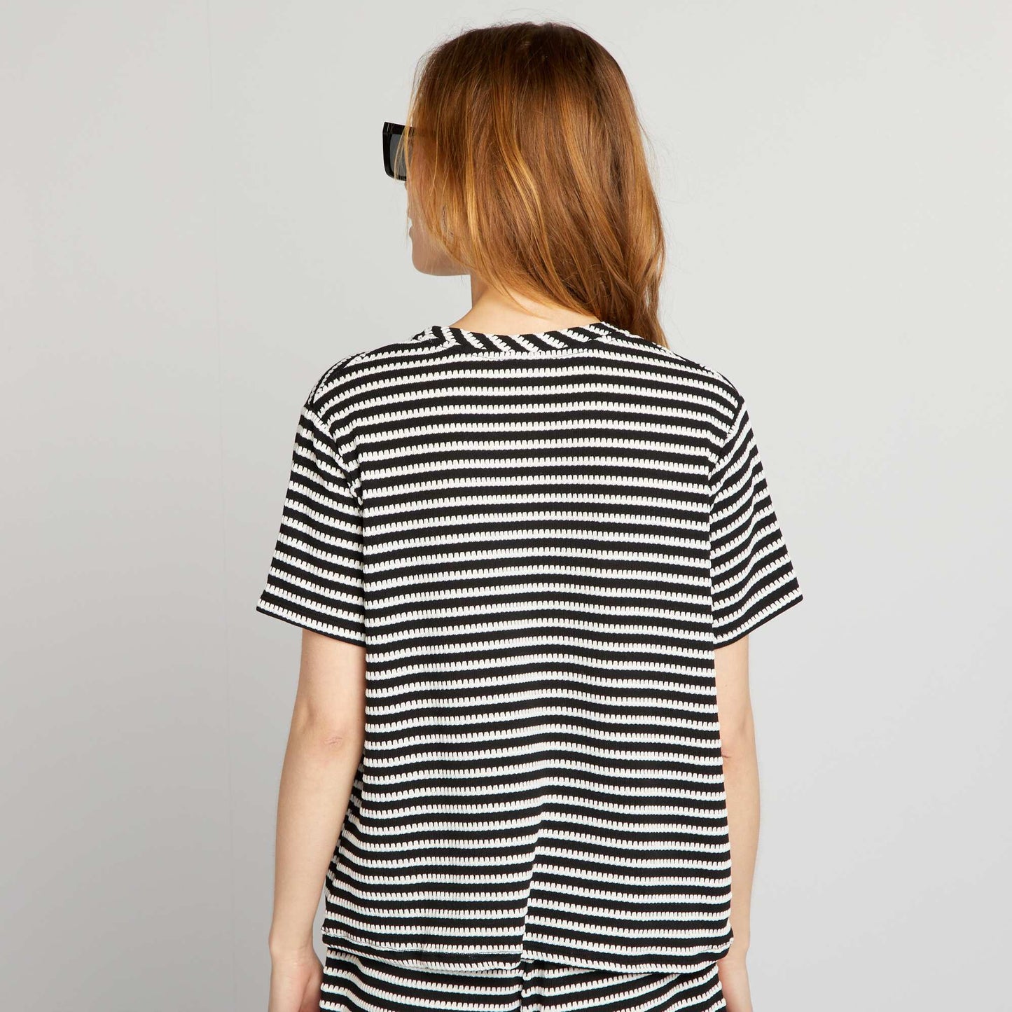 T-shirt ray en crochet Noir