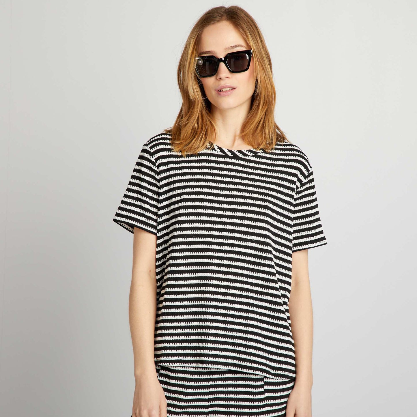 T-shirt ray en crochet Noir