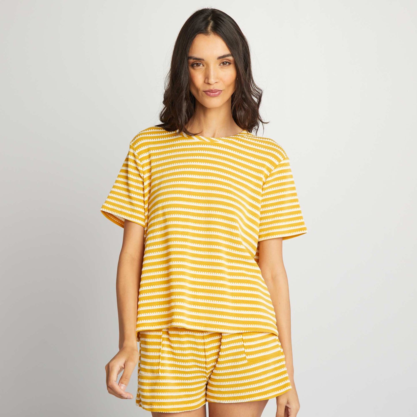 T-shirt ray en crochet Jaune