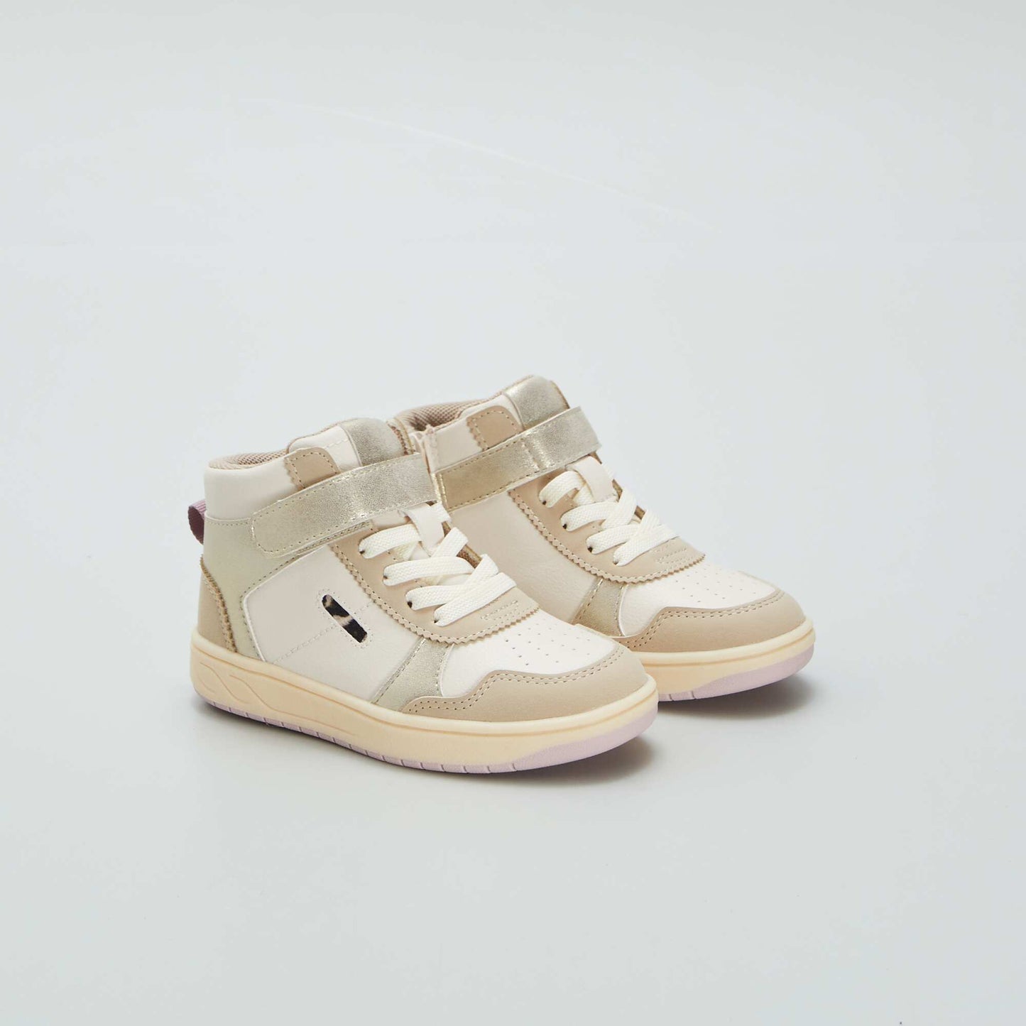 Baskets montantes scratchs et lacets beige