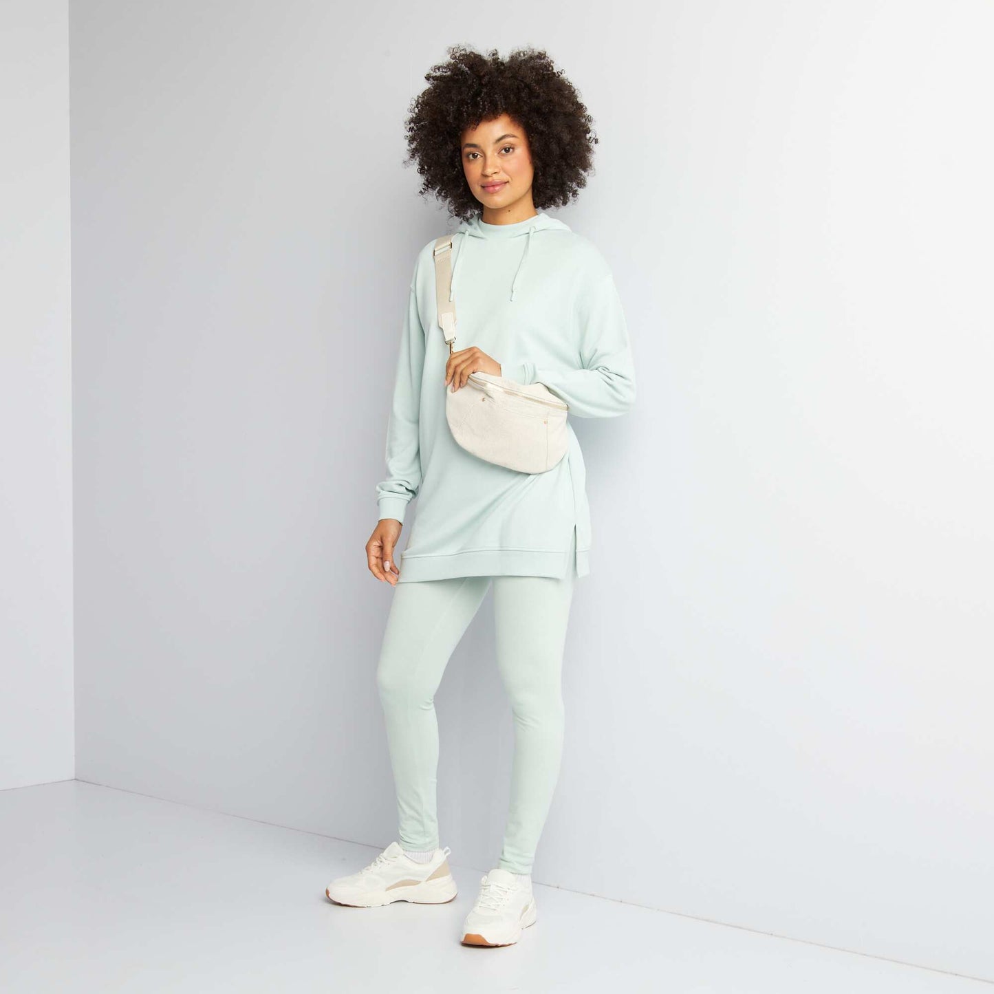 Sweat capuche coupe longue Bleu