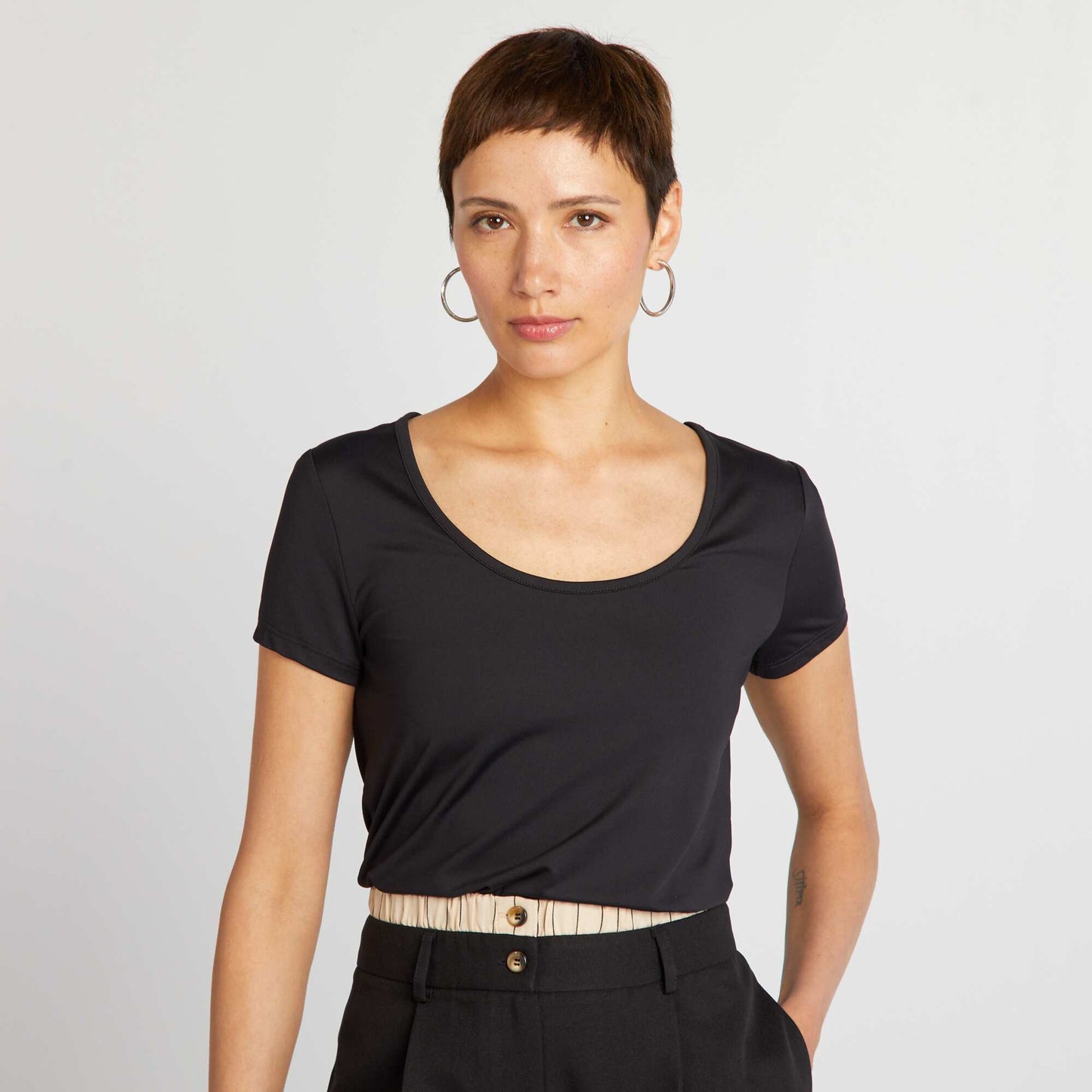 T-shirt manches courtes en microfibre noir