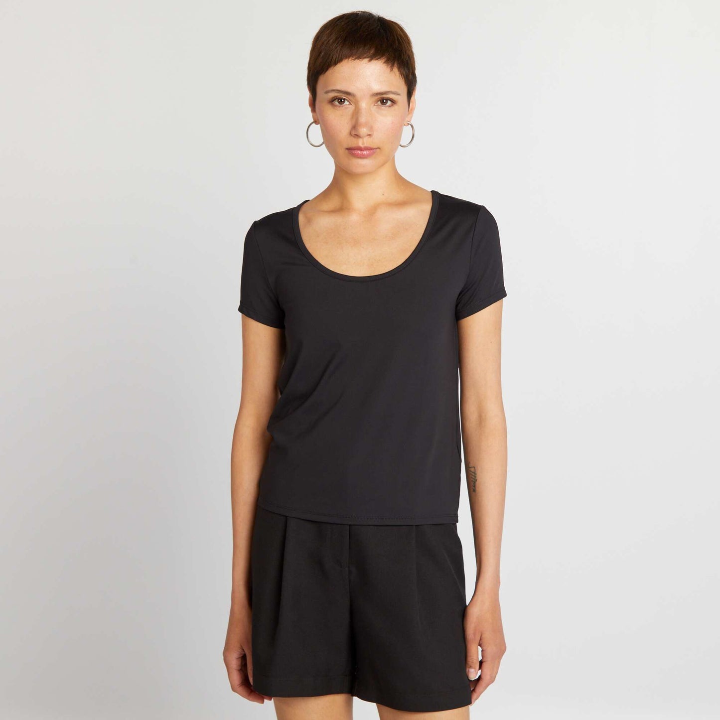 T-shirt manches courtes en microfibre noir