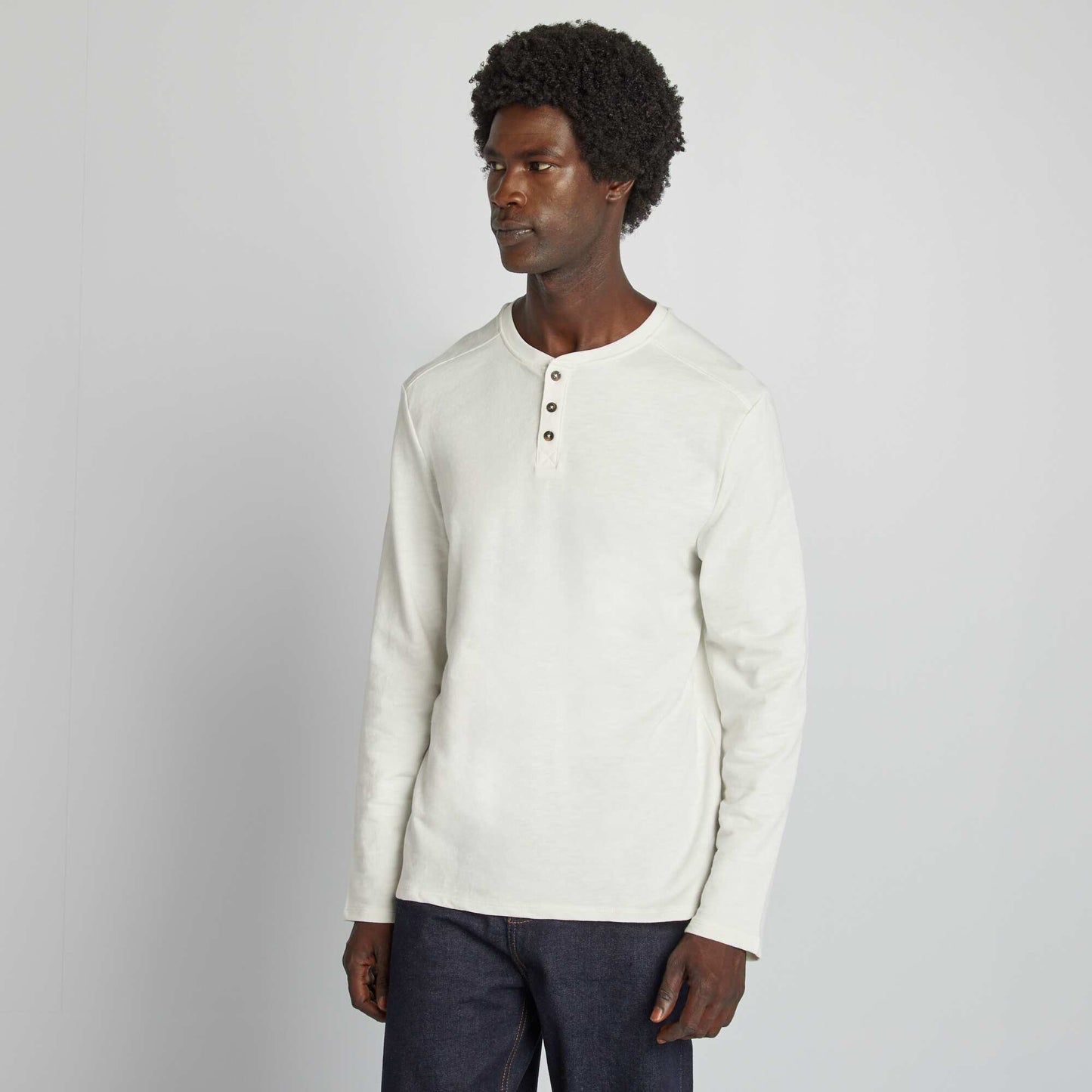 T-shirt col tunisien blanc
