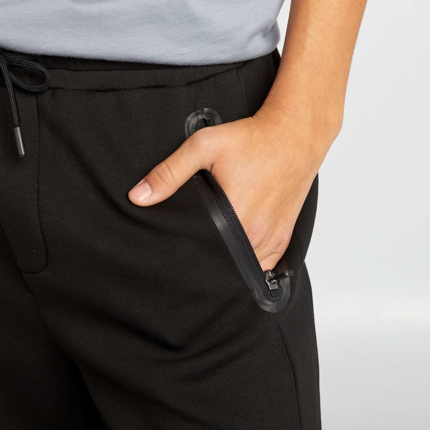 Jogging d tails contrastants noir