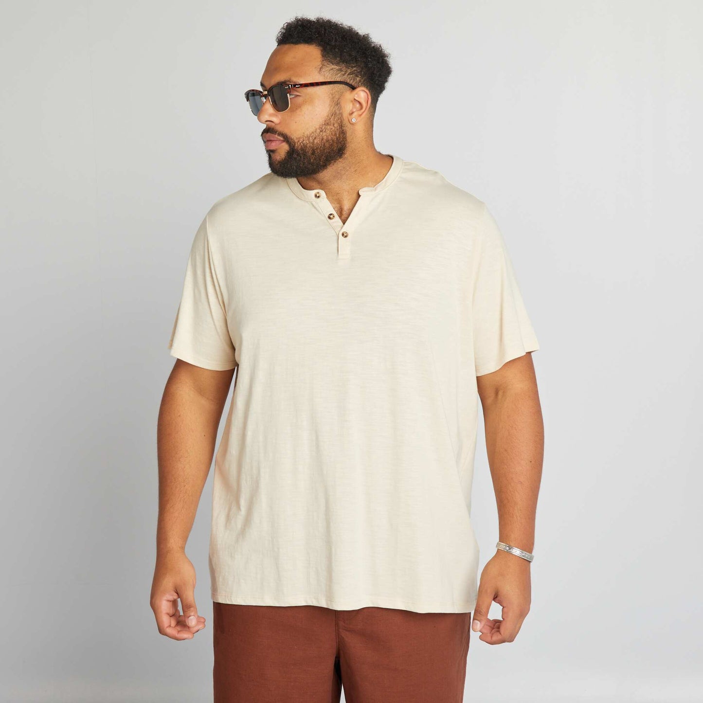 T-shirt en jersey col tunisien Beige