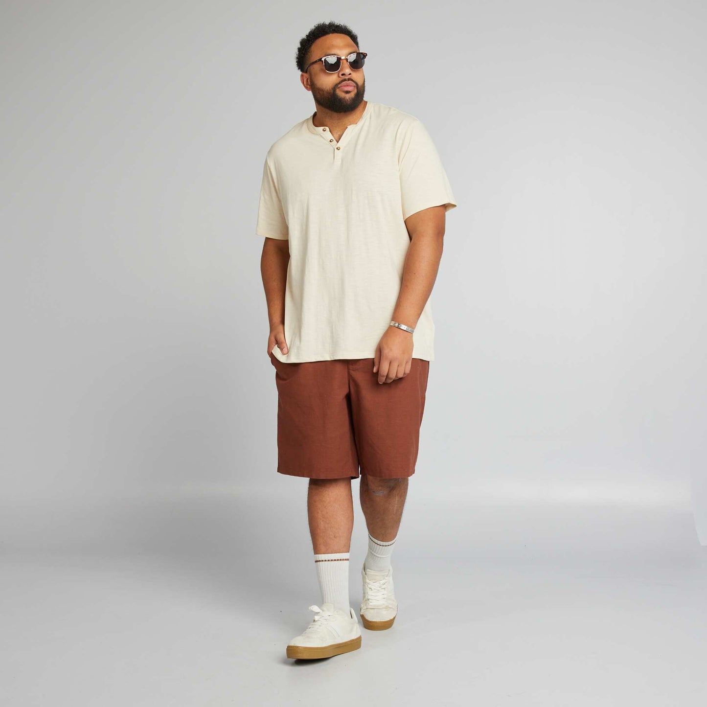 T-shirt en jersey col tunisien Beige