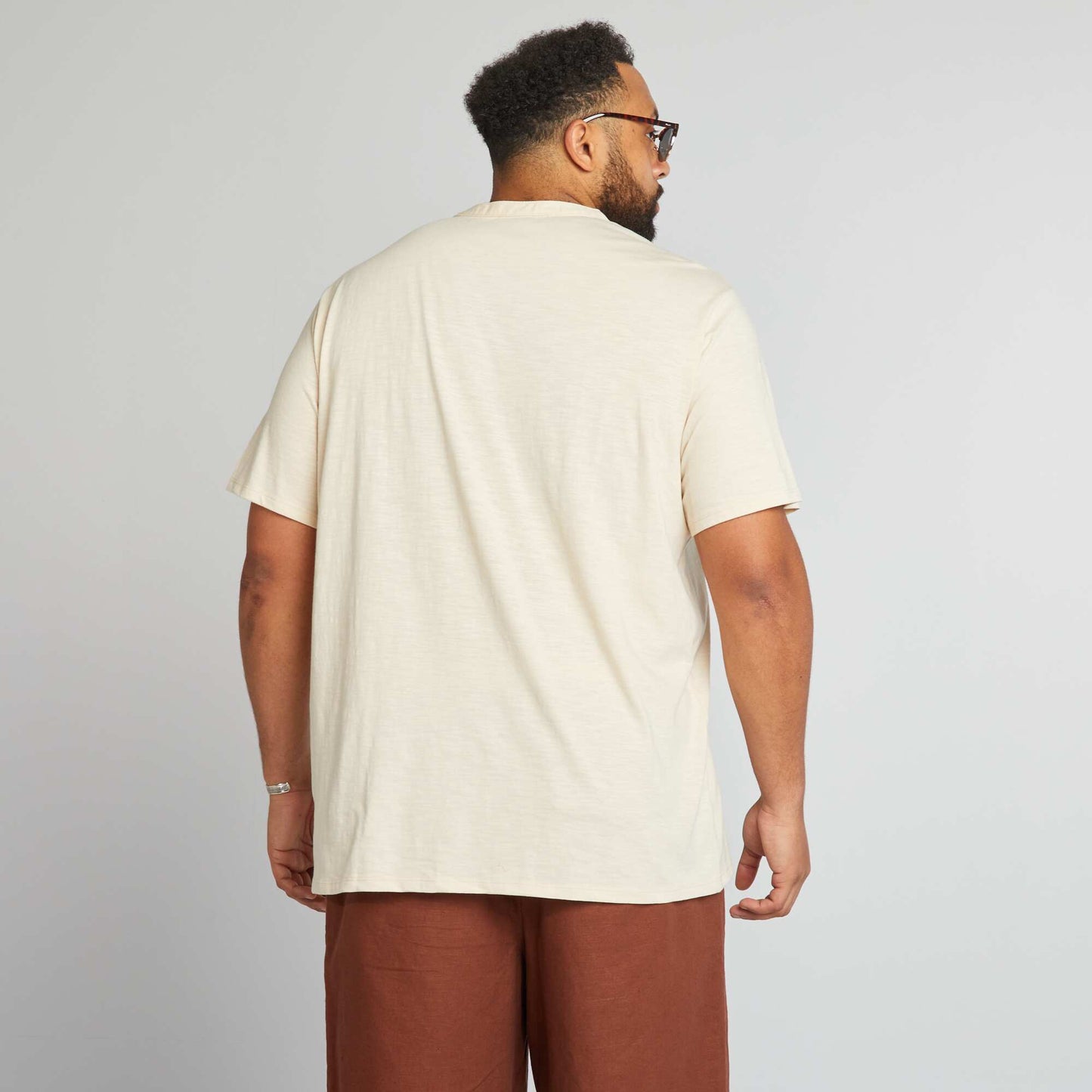 T-shirt en jersey col tunisien Beige