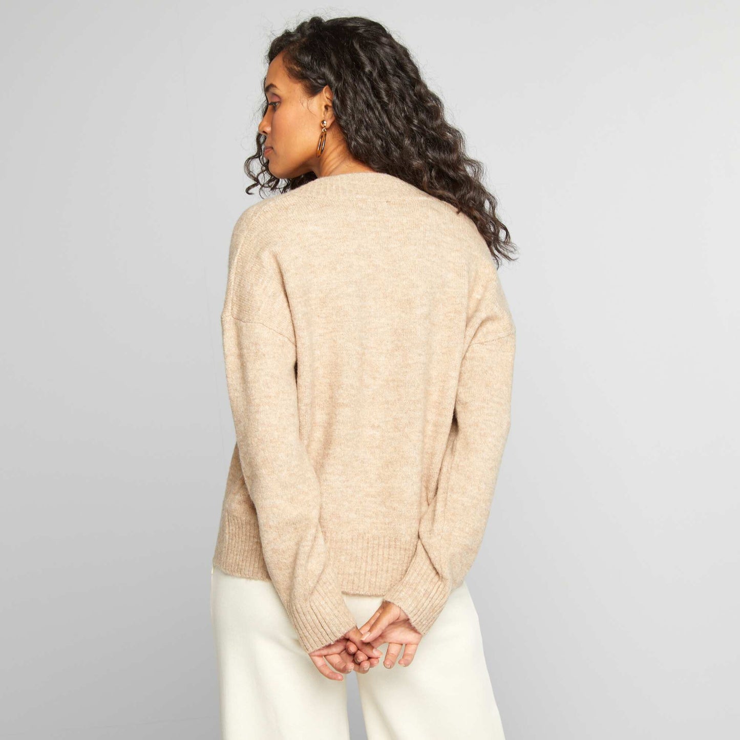 Pull en maille col V Beige