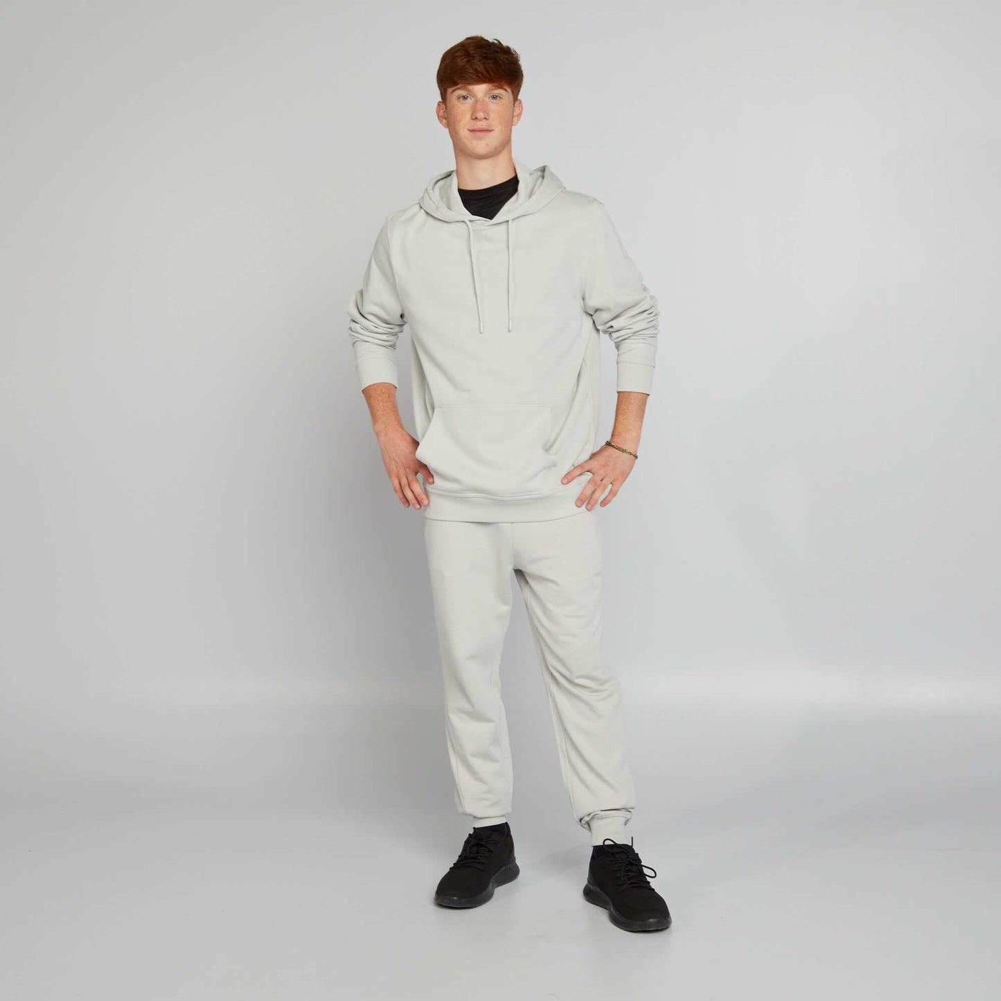 Sweat capuche en molleton l ger gris clair