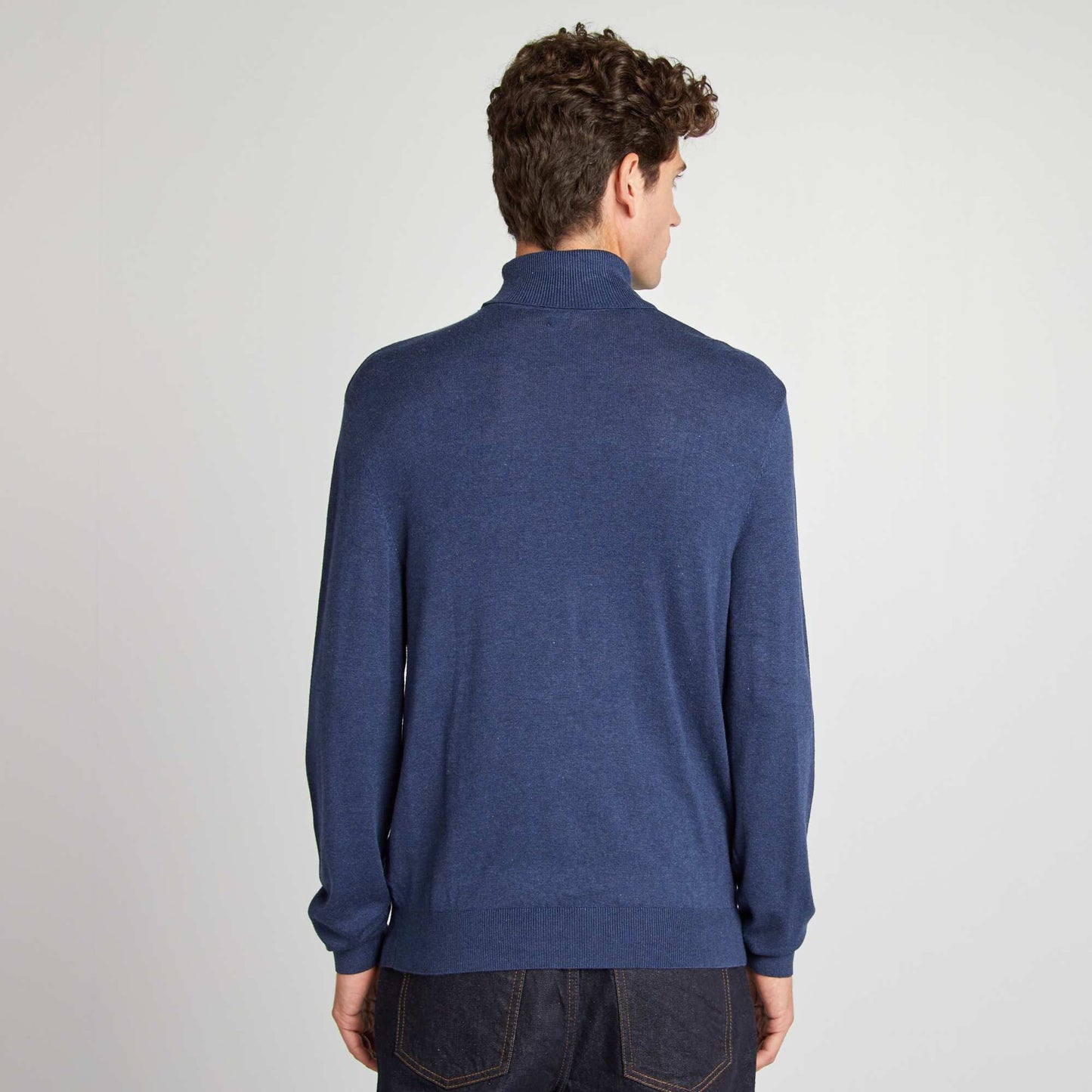 Pull col roulé en maille fine Bleu