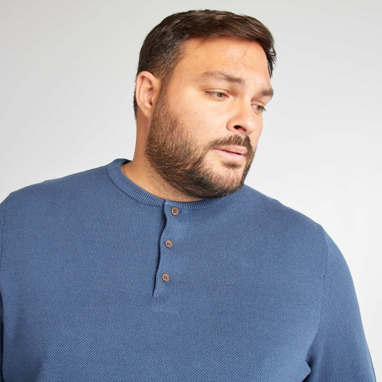 Pull en maille avec col boutonné bleu foncé