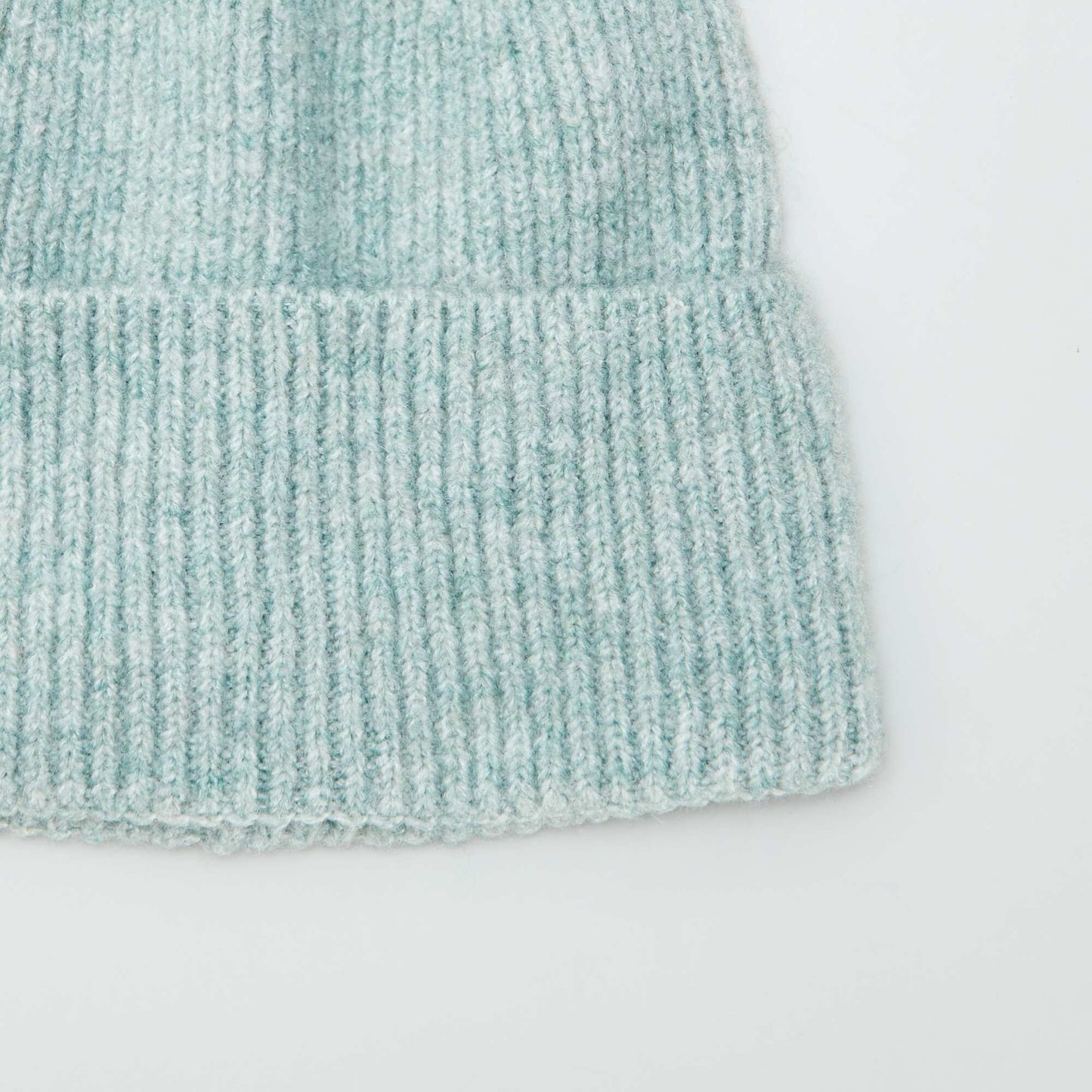 Bonnet en maille c tel Vert