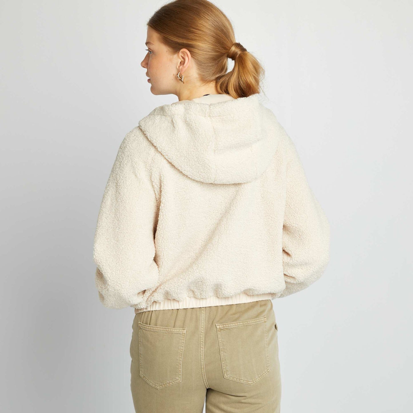 Veste capuche en sherpa Beige