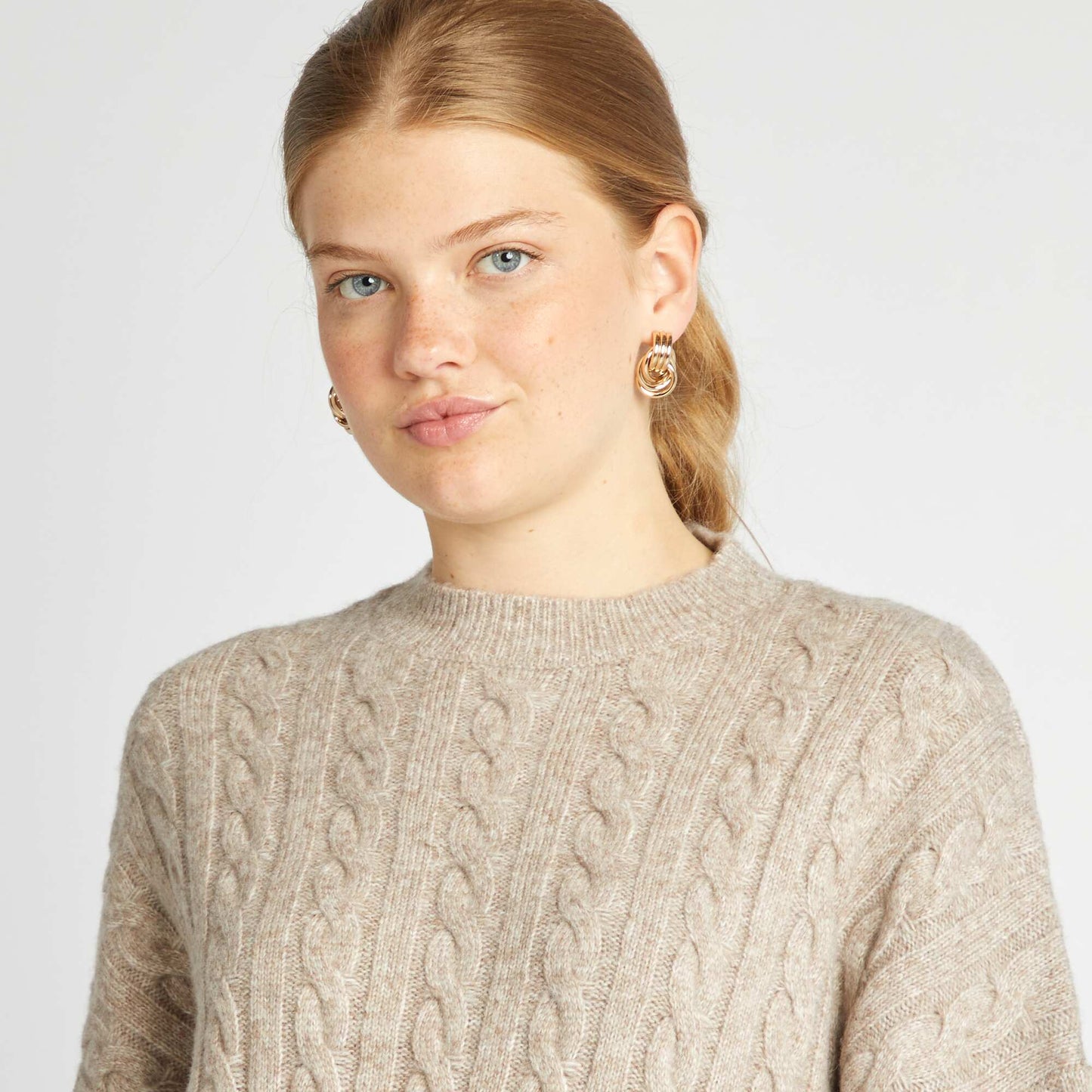 Robe pull en maille torsad e Beige