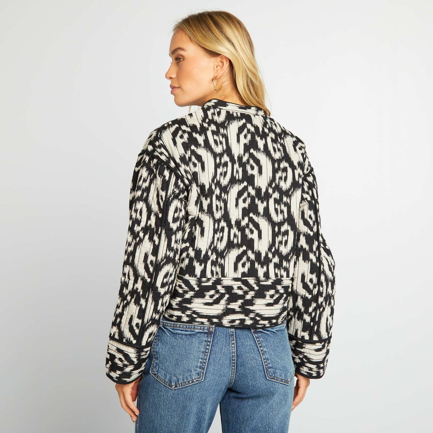 Veste matelass e courte imprim ikat Noir ikat