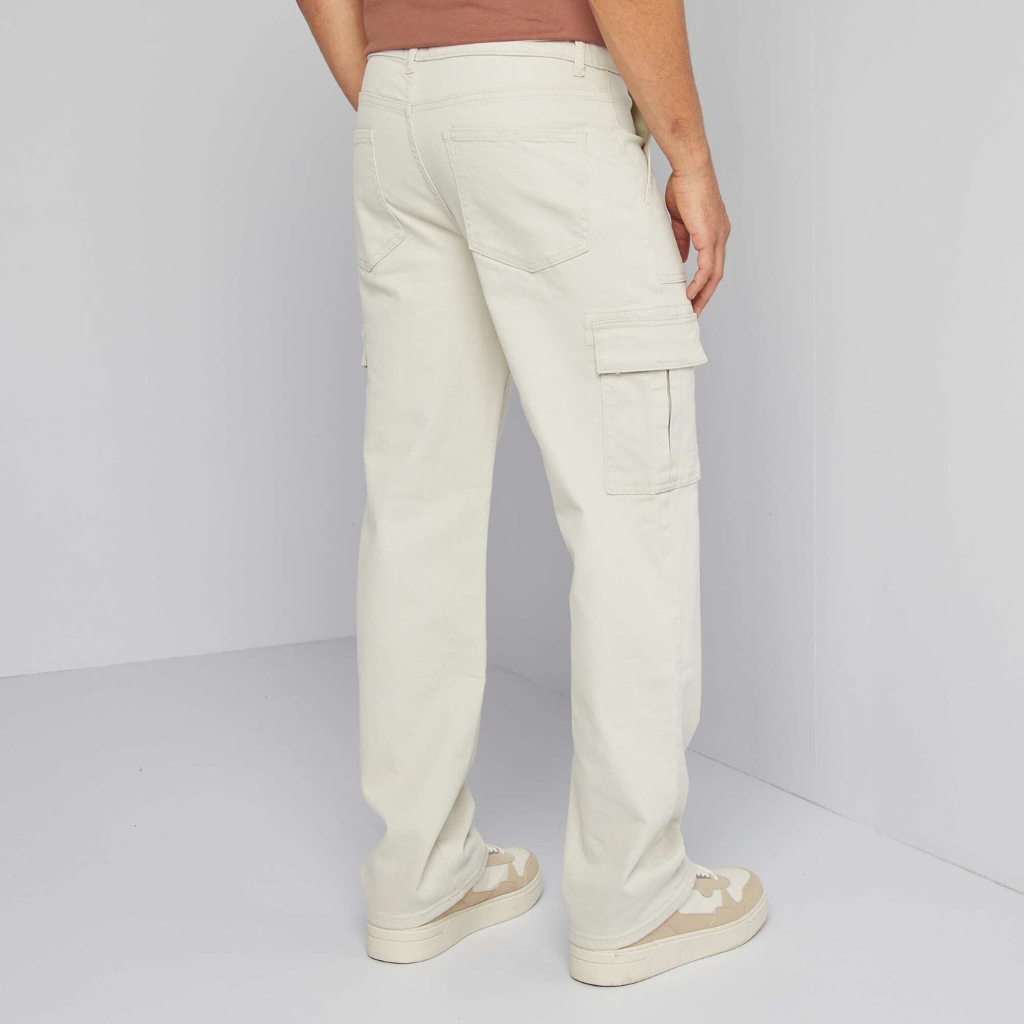 Pantalon multipoches coupe large GRIS