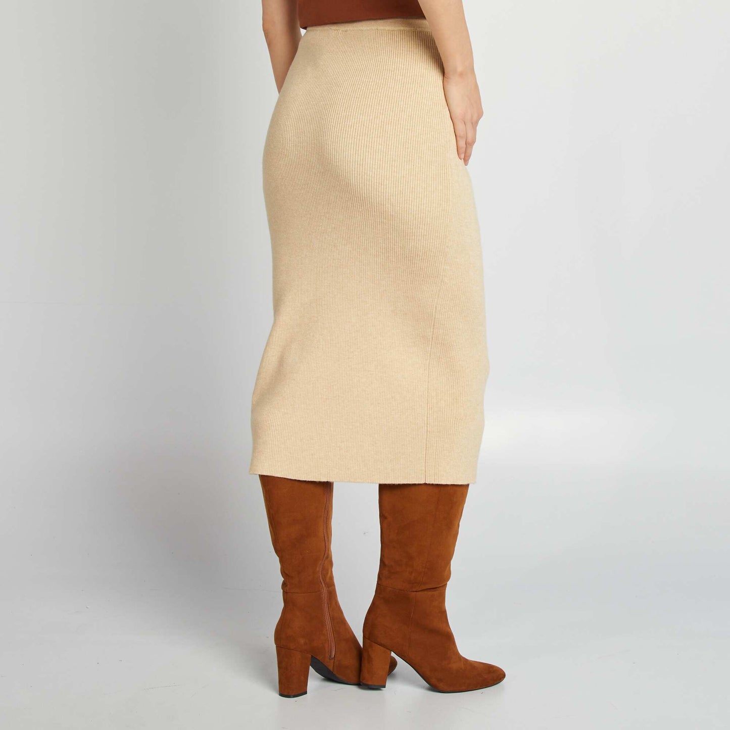 Jupe midi en maille côtelée Beige