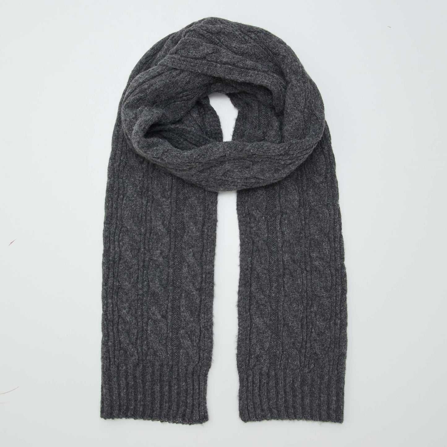 Echarpe en maille torsade Gris