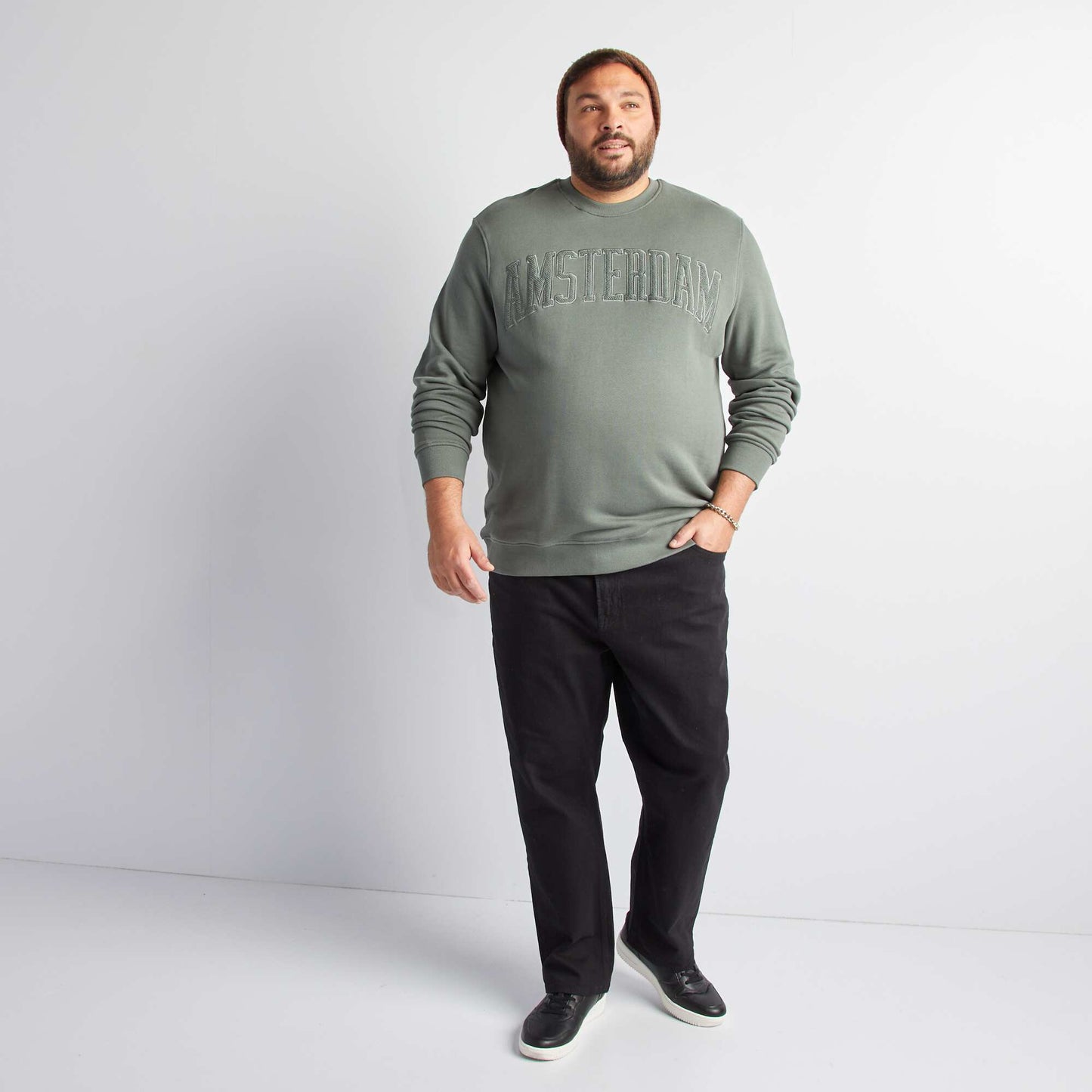 Sweat avec broderie poitrine Vert