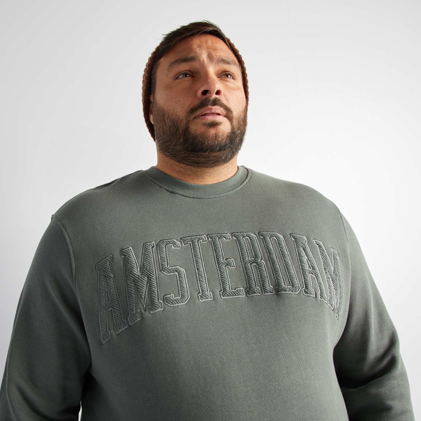 Sweat avec broderie poitrine Vert