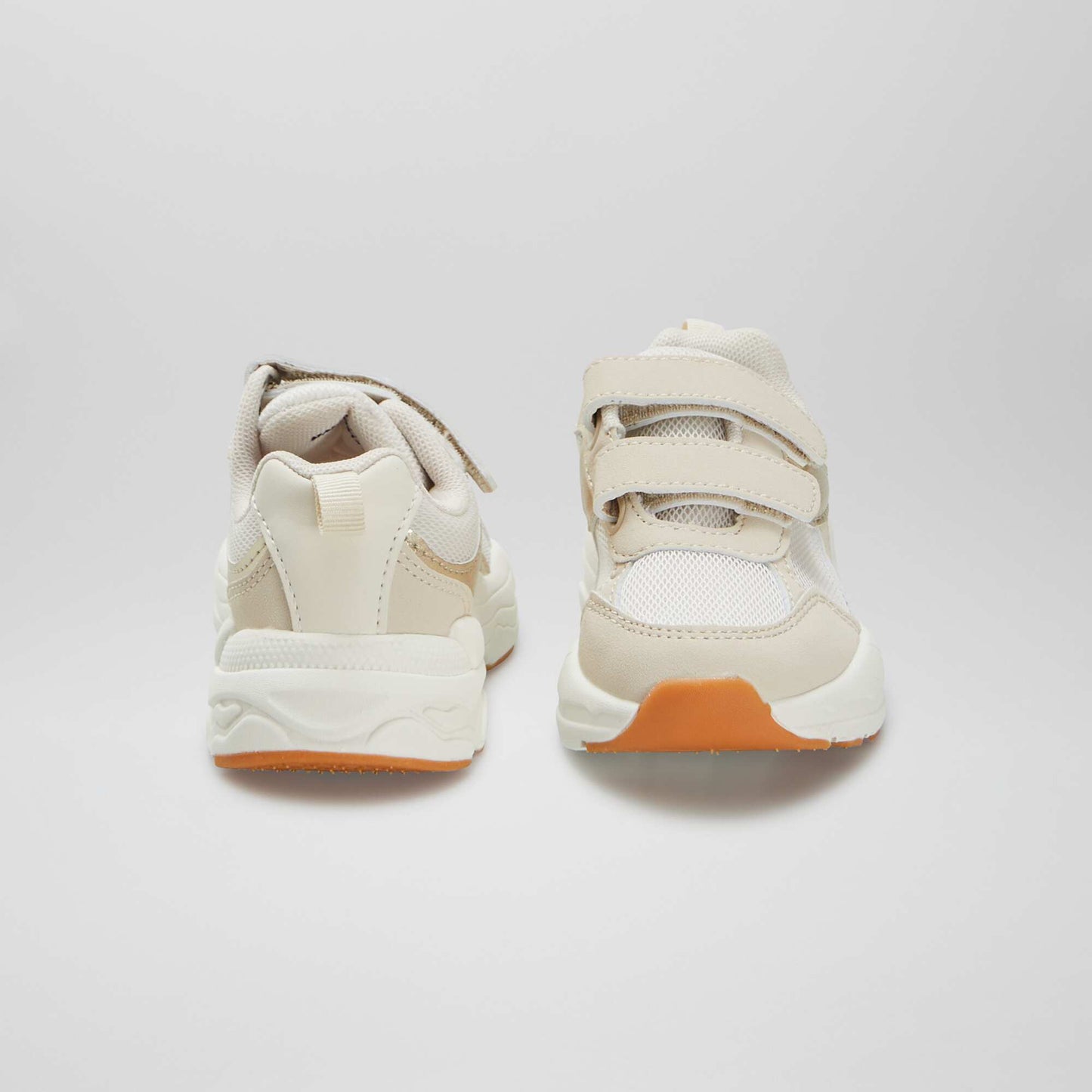 Baskets en simili et mesh Beige