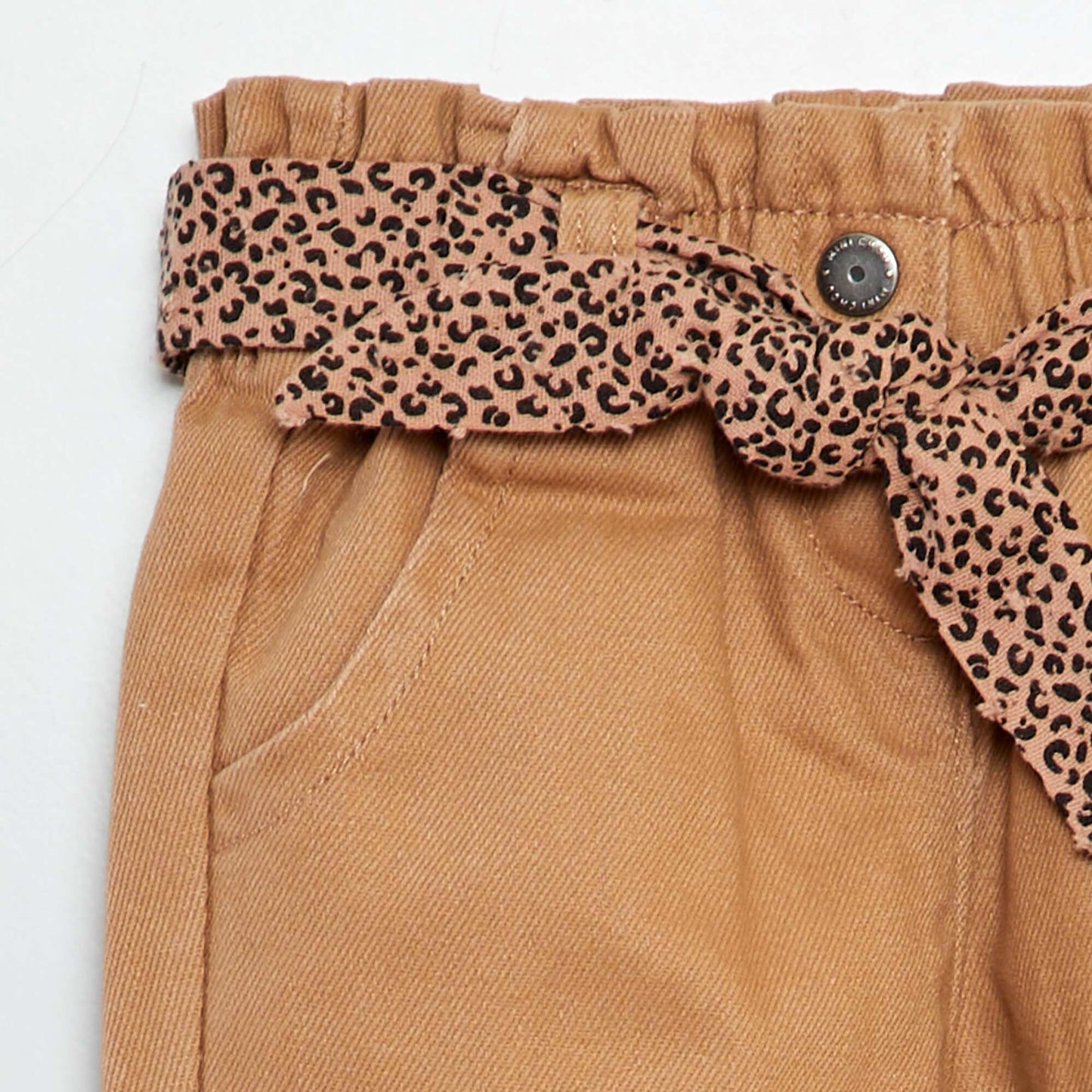 Jean paperbag avec ceinture à motif Beige