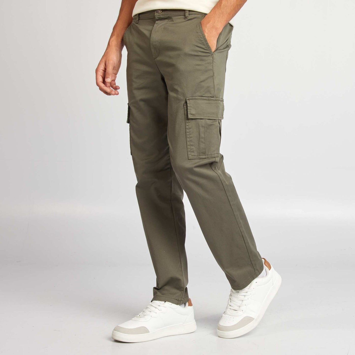 Pantalon multipoches coupe droite KAKI