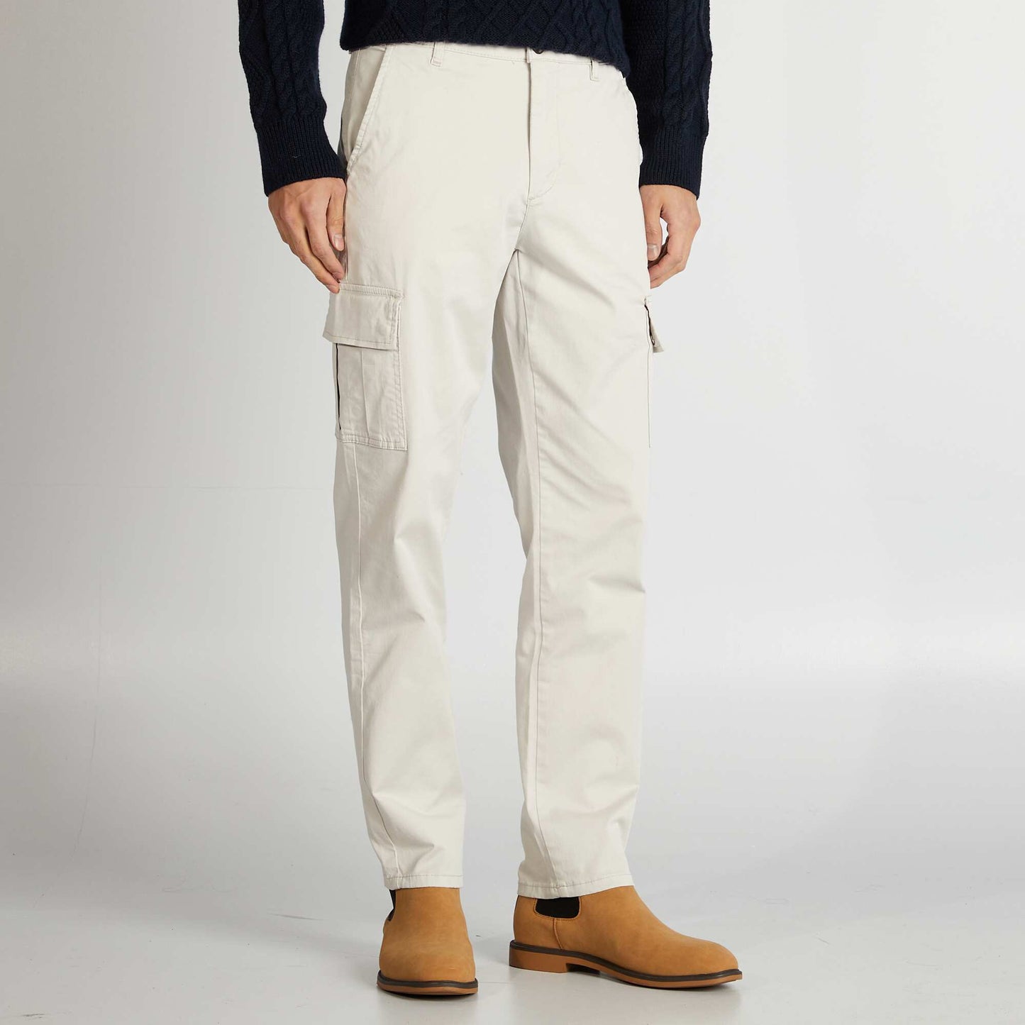 Pantalon multipoches coupe droite Gris