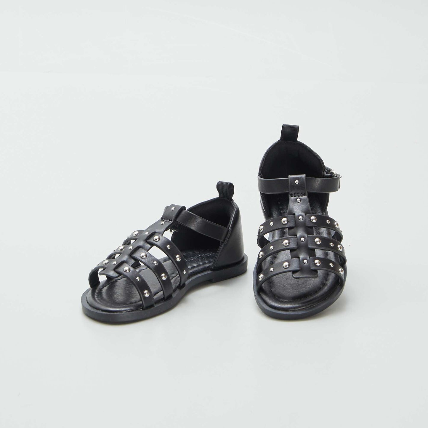 Sandales à brides cloutées Noir