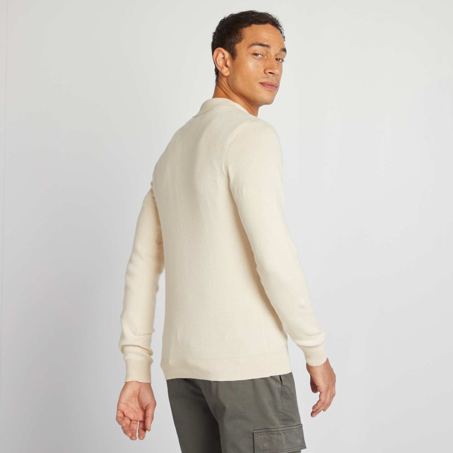 Pull fine jauge col polo boutonné Blanc