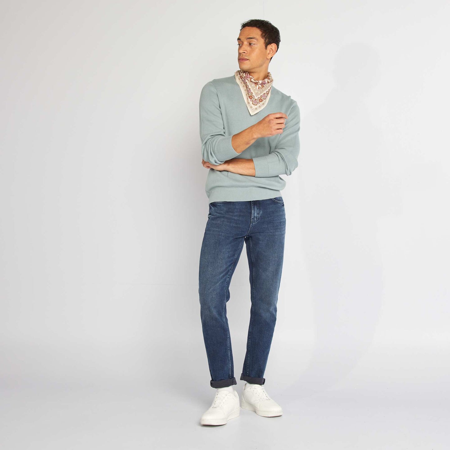 Pull col en maille fine jauge Bleu