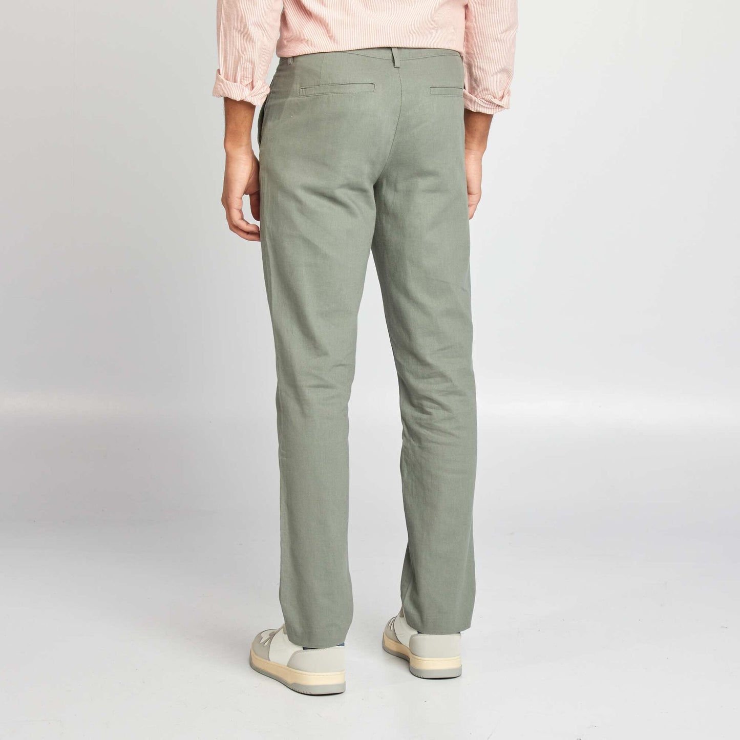 Chino coupe ajustée / slim fit Vert
