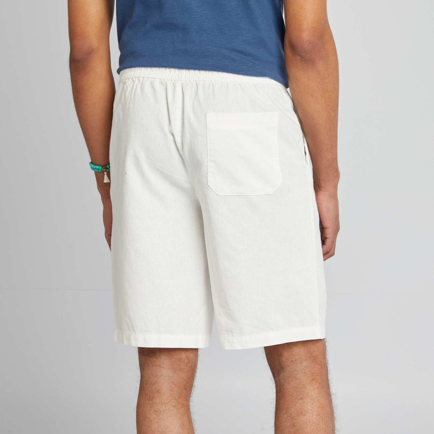 Bermuda chino blanc