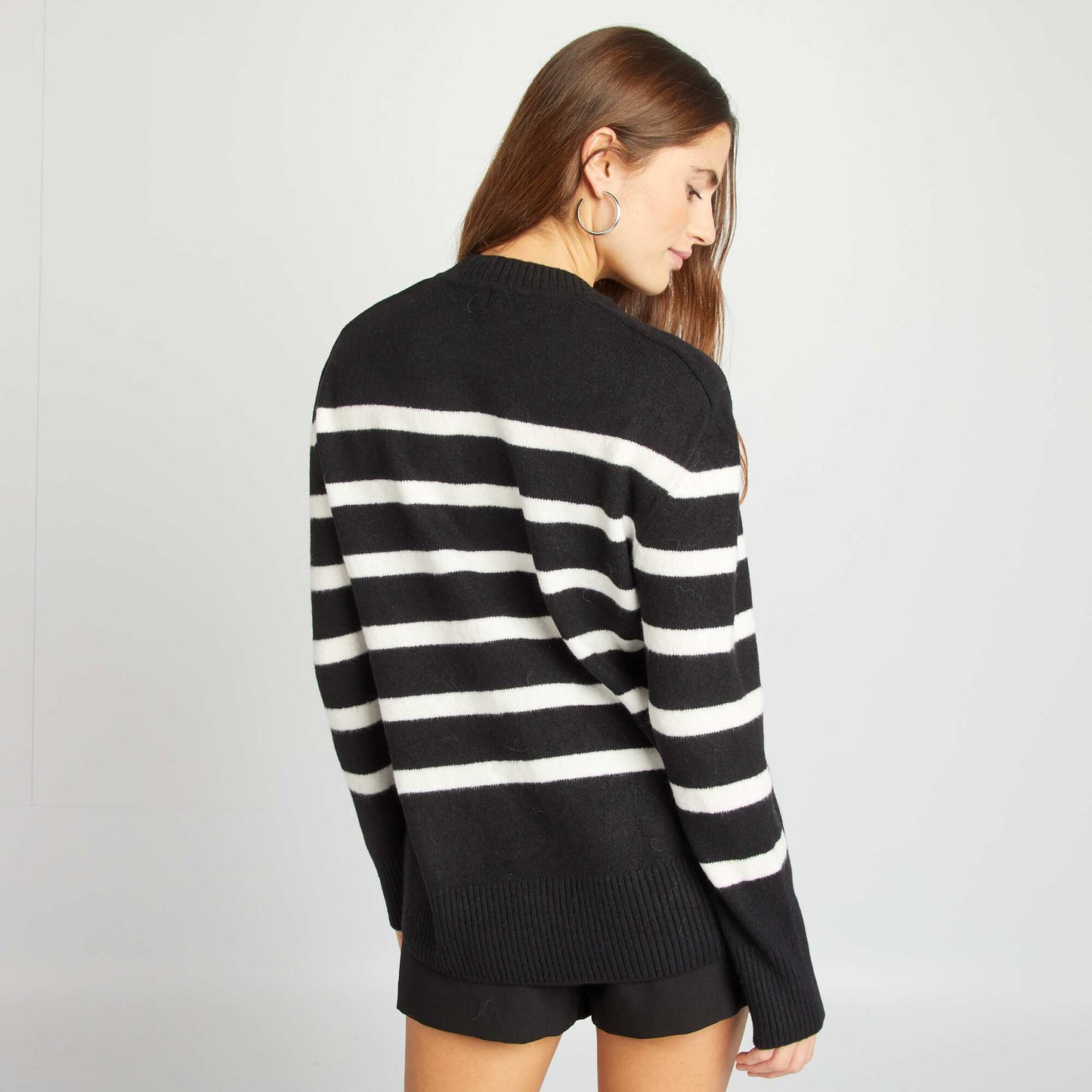 Pull long à col rond Noir/blanc