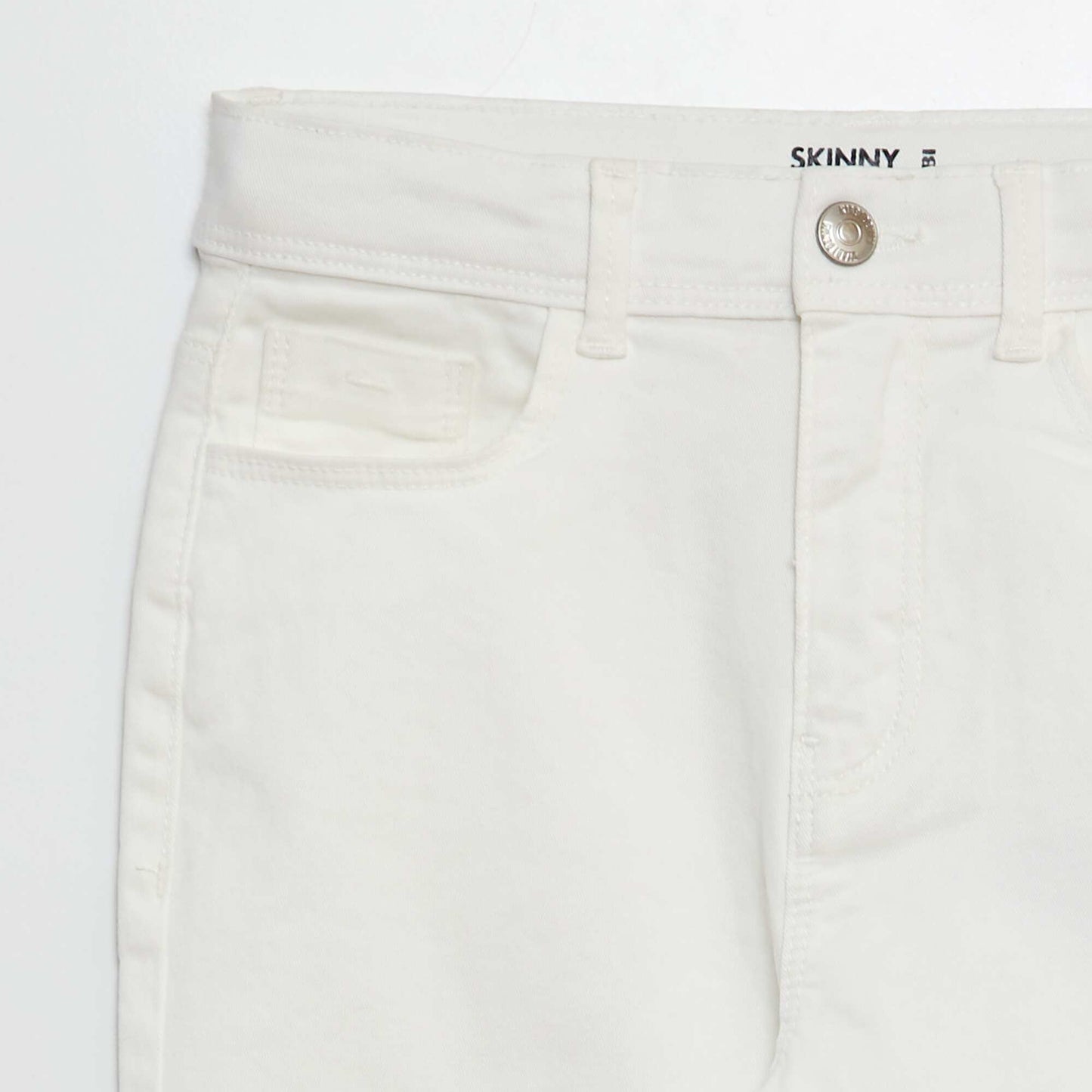 Pantacourt skinny blanc