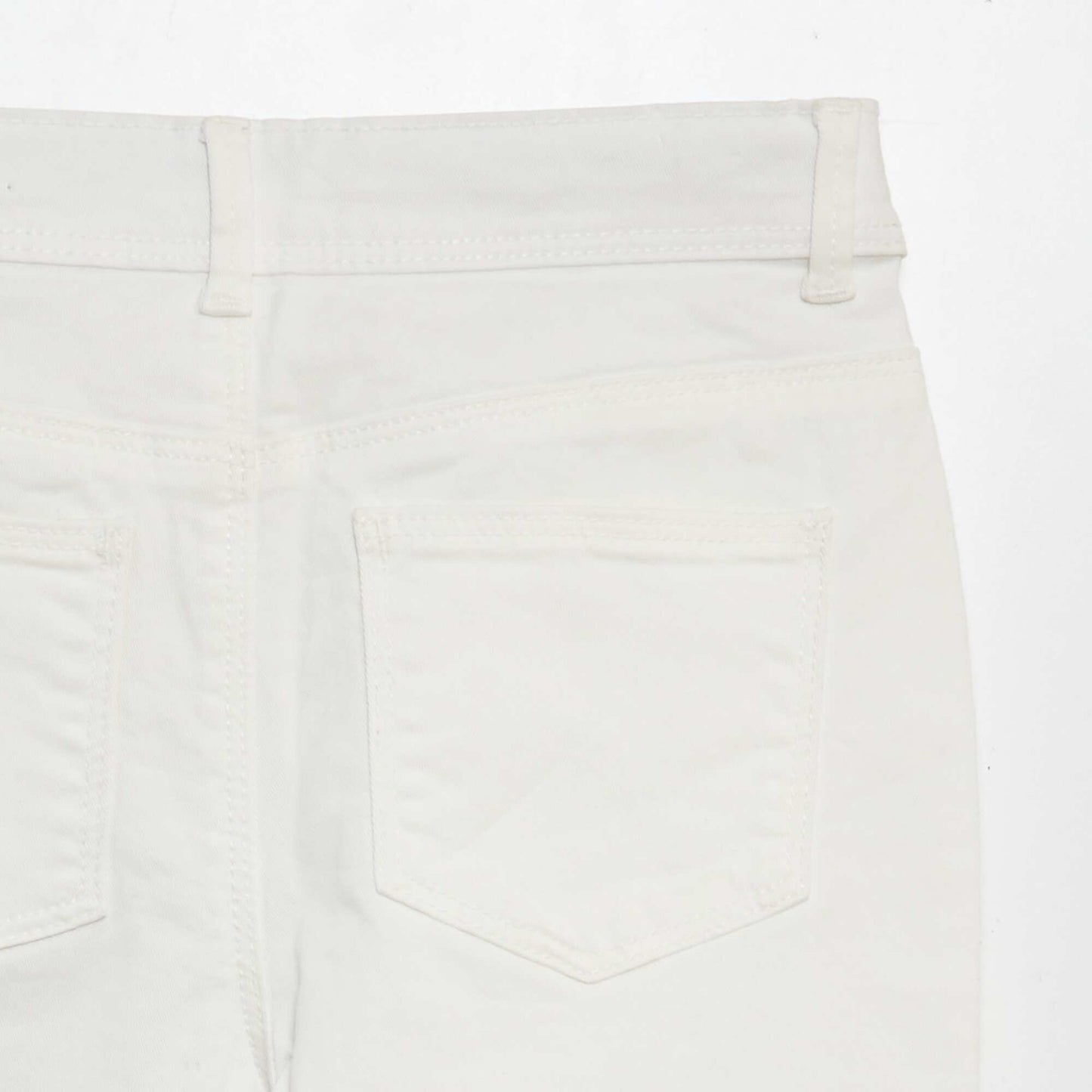 Pantacourt skinny blanc