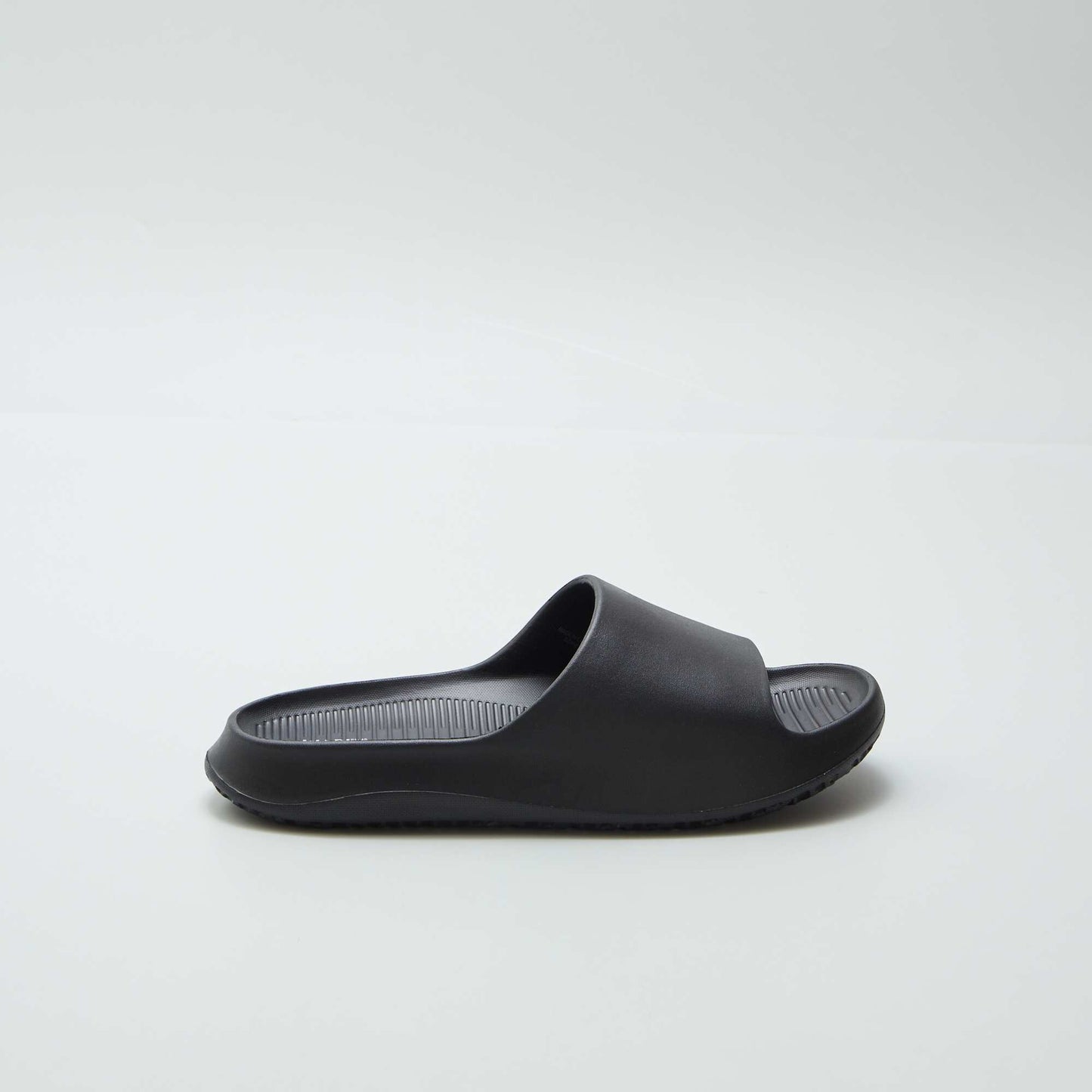 Mules piscine monobloc Noir
