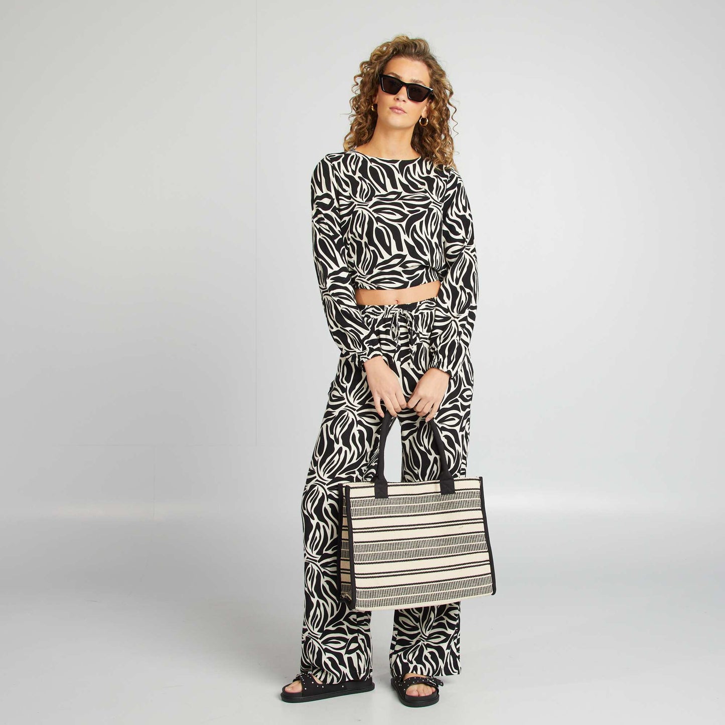 Blouse à manches longues et col rond avec imprimé BEIGE