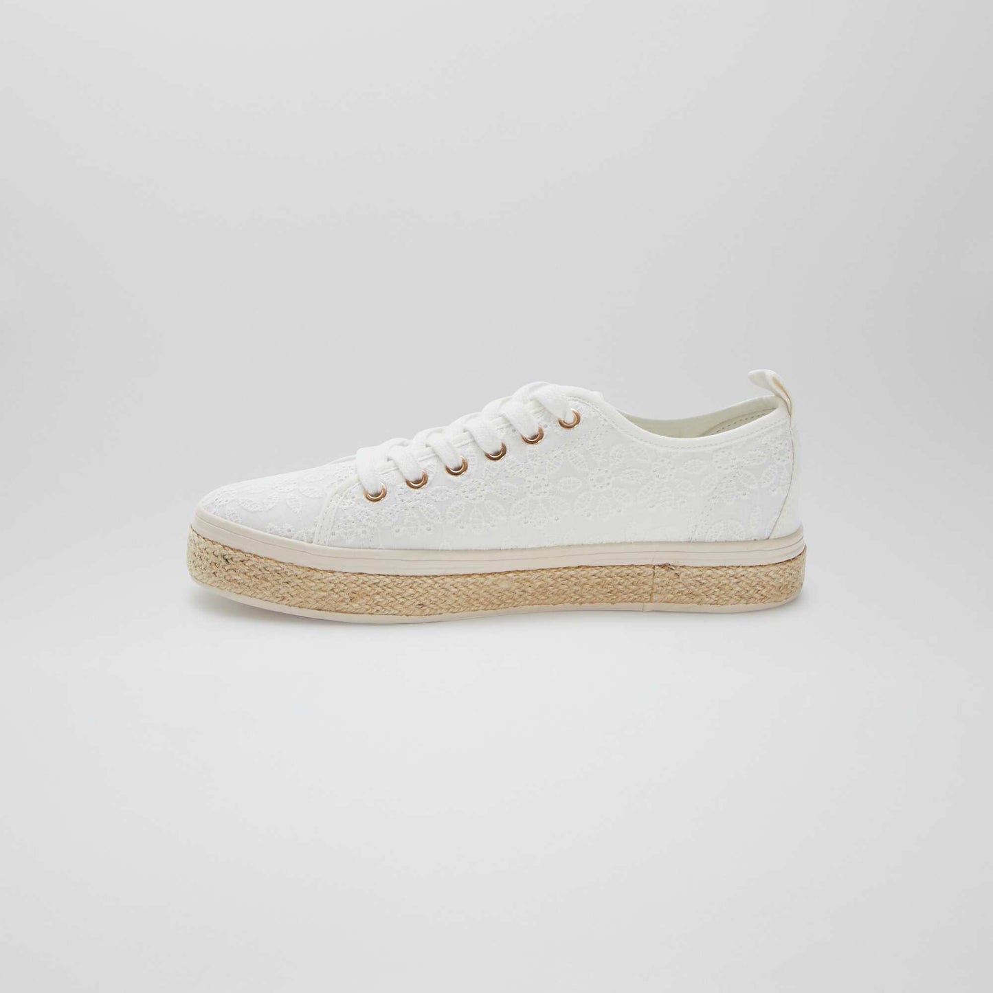 Baskets basses avec motifs fleuris brodés BLANC